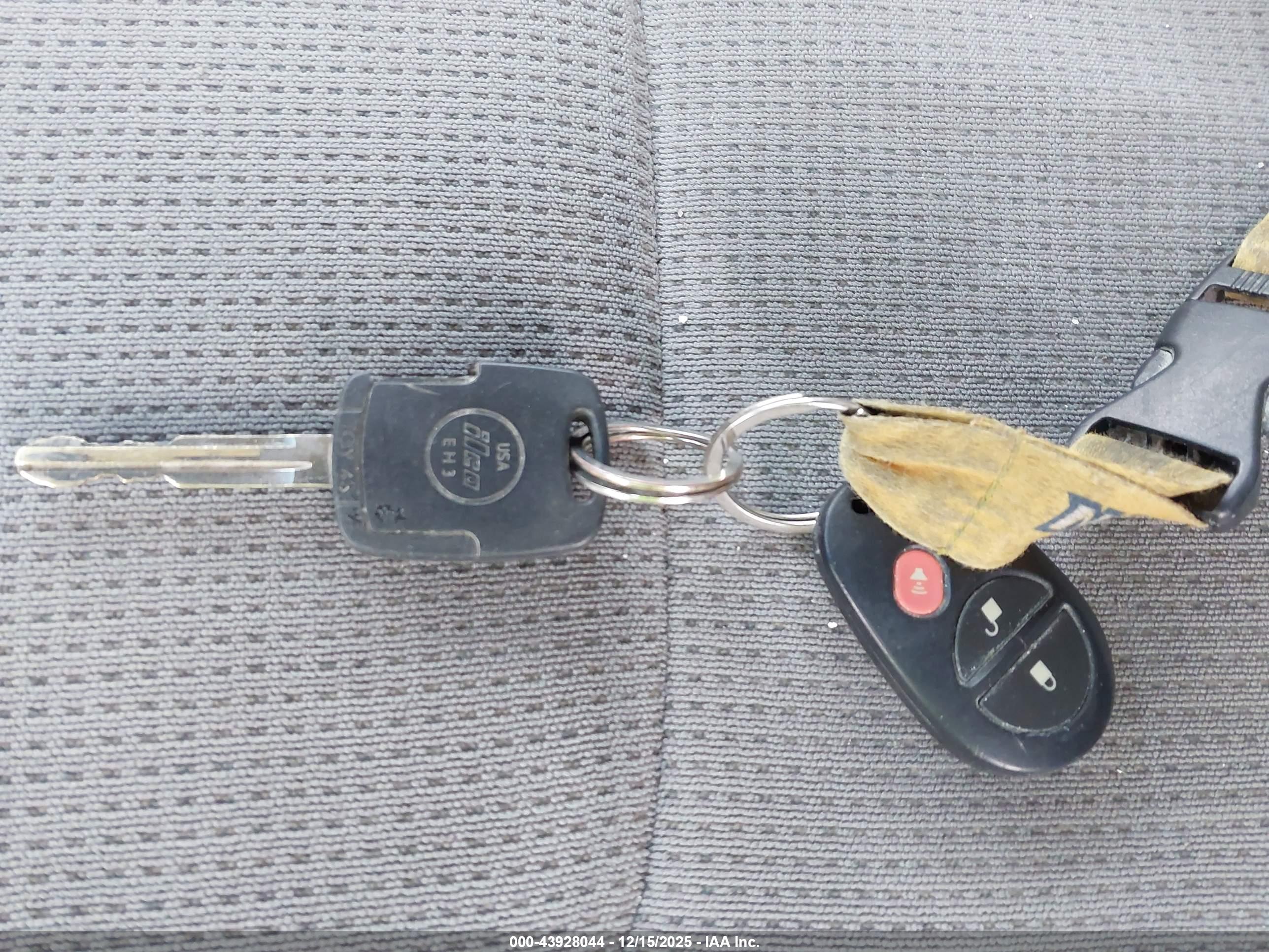 TOYOTA SIENNA image 11