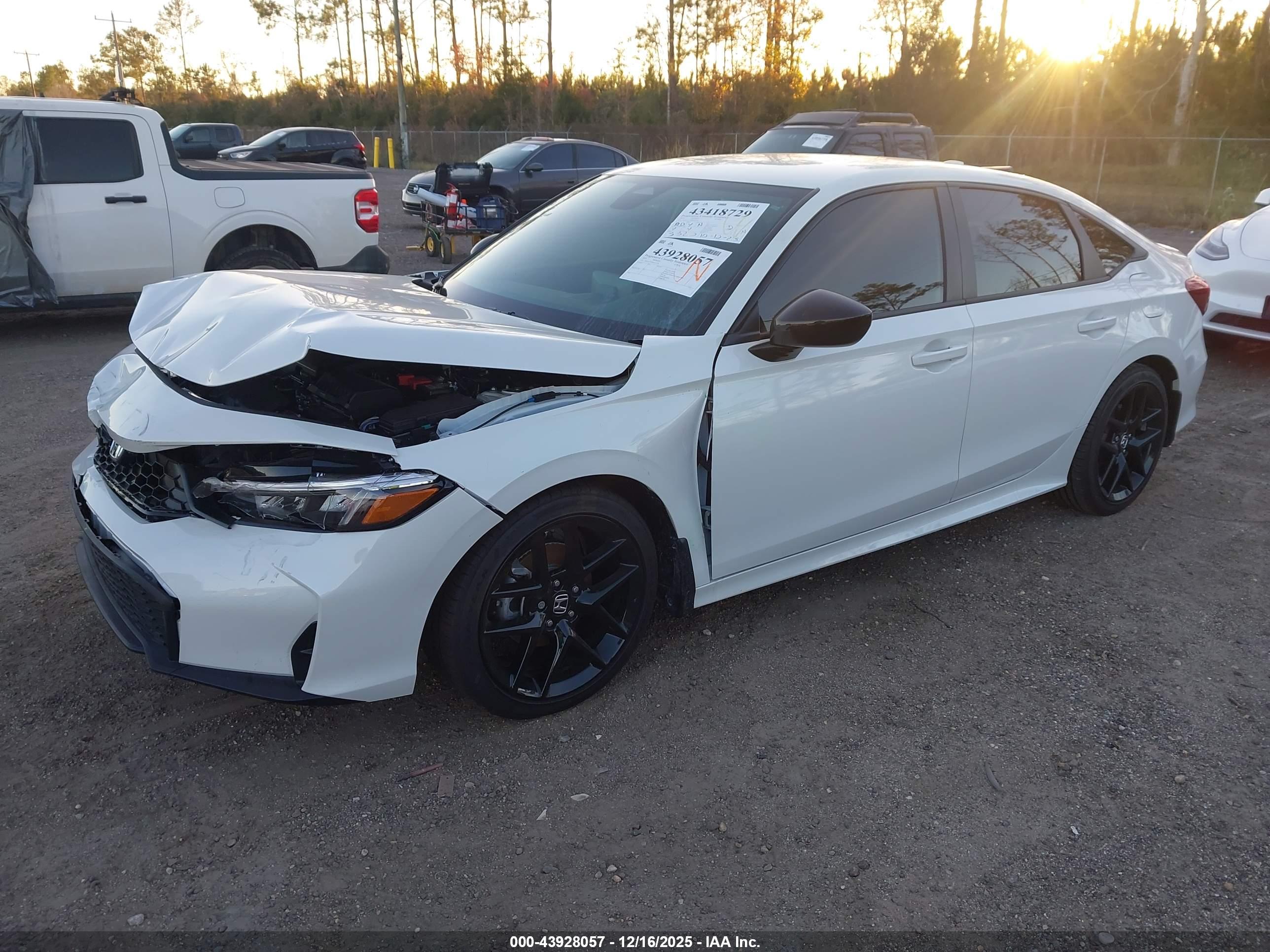HONDA CIVIC image 2
