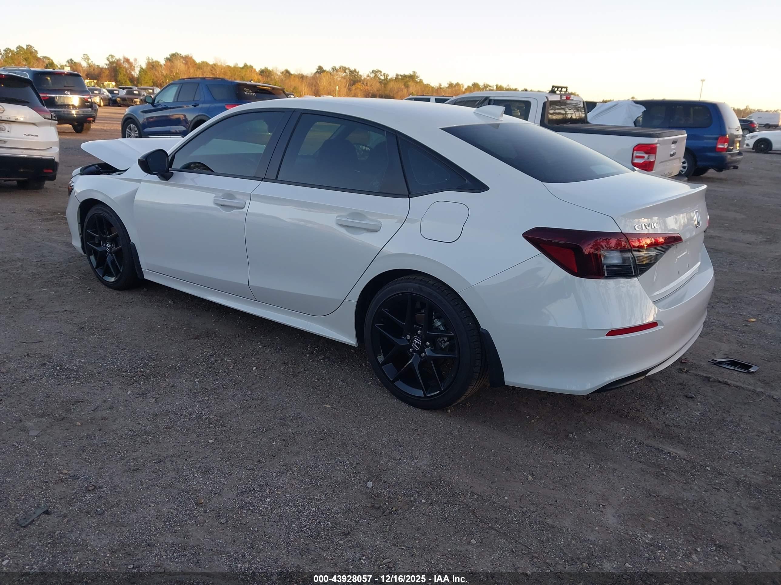 HONDA CIVIC image 3