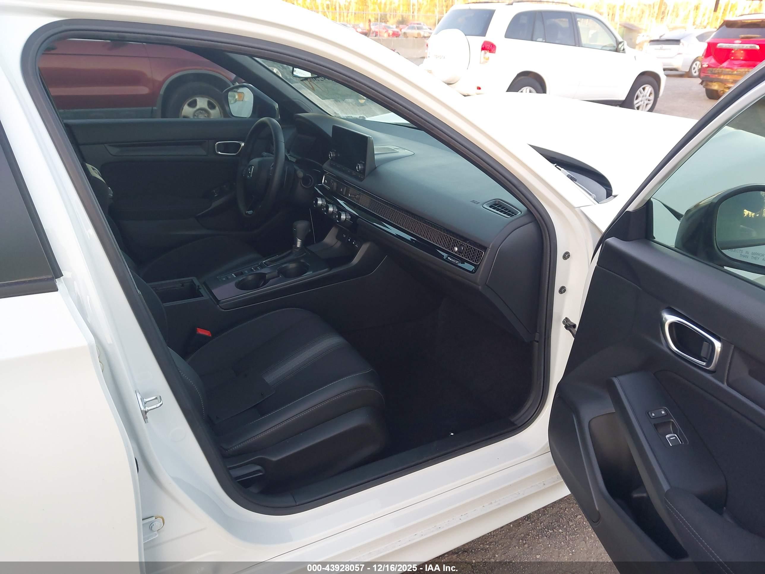 HONDA CIVIC image 5