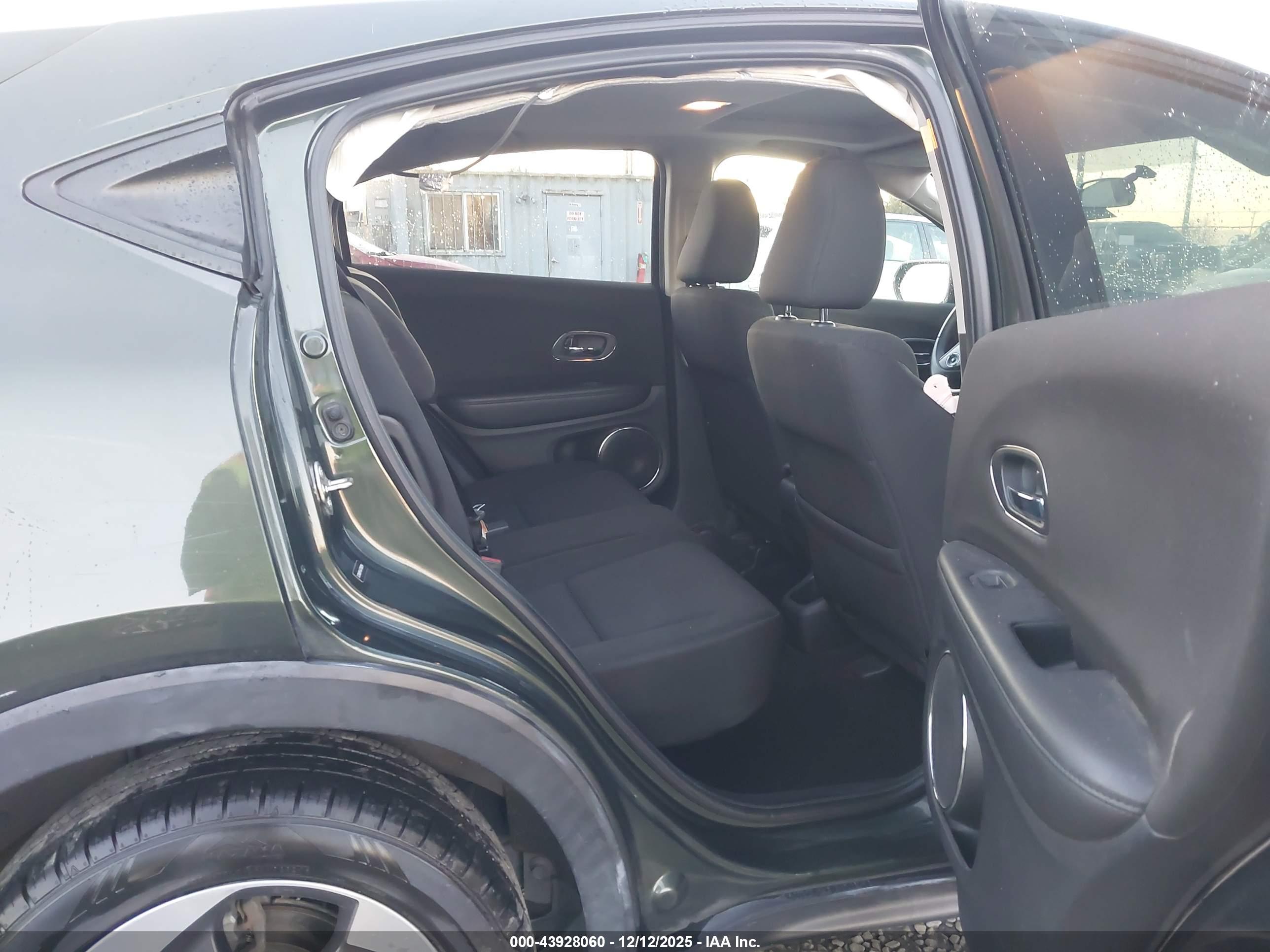 HONDA HR-V image 8