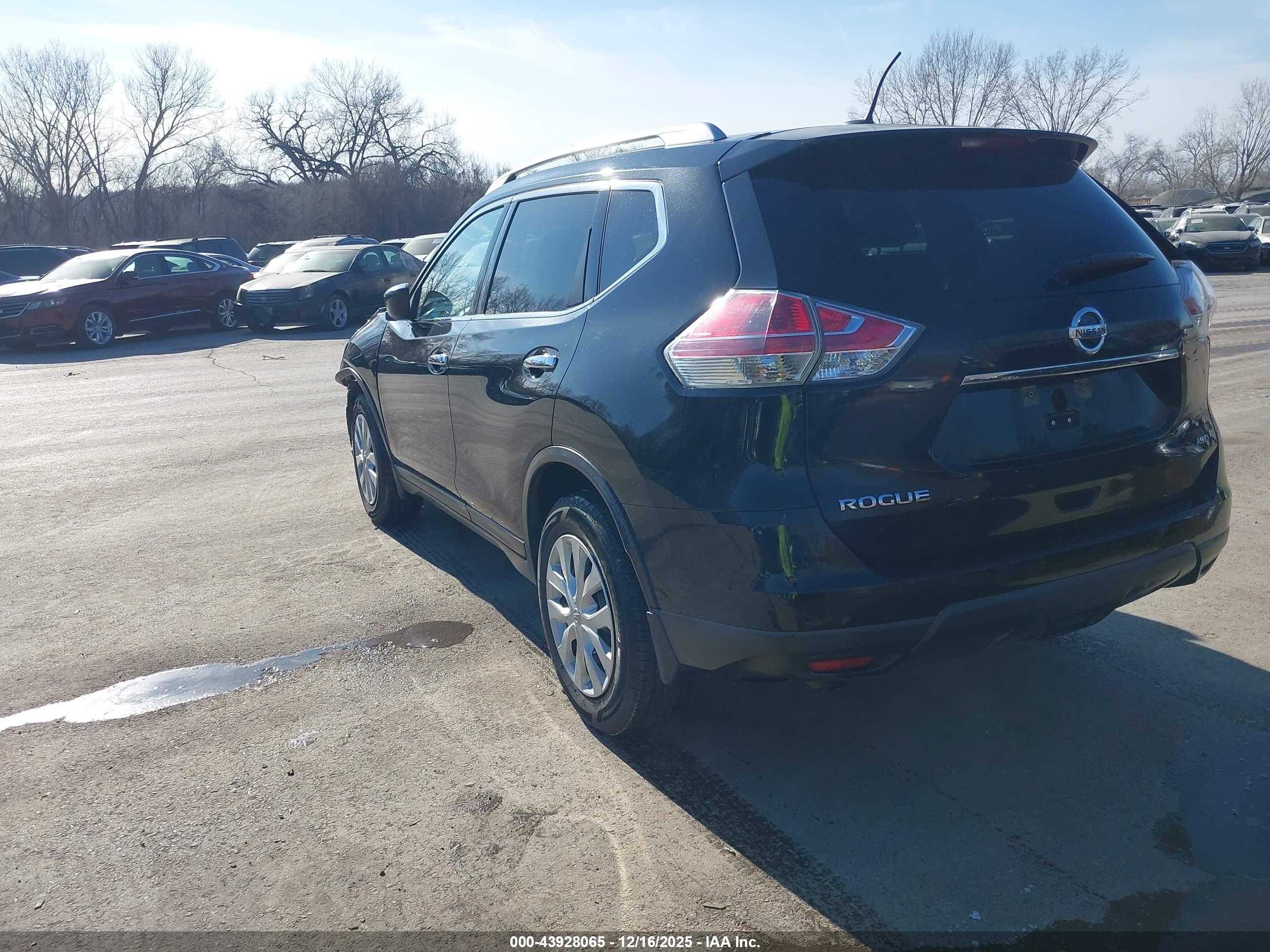 NISSAN ROGUE image 3