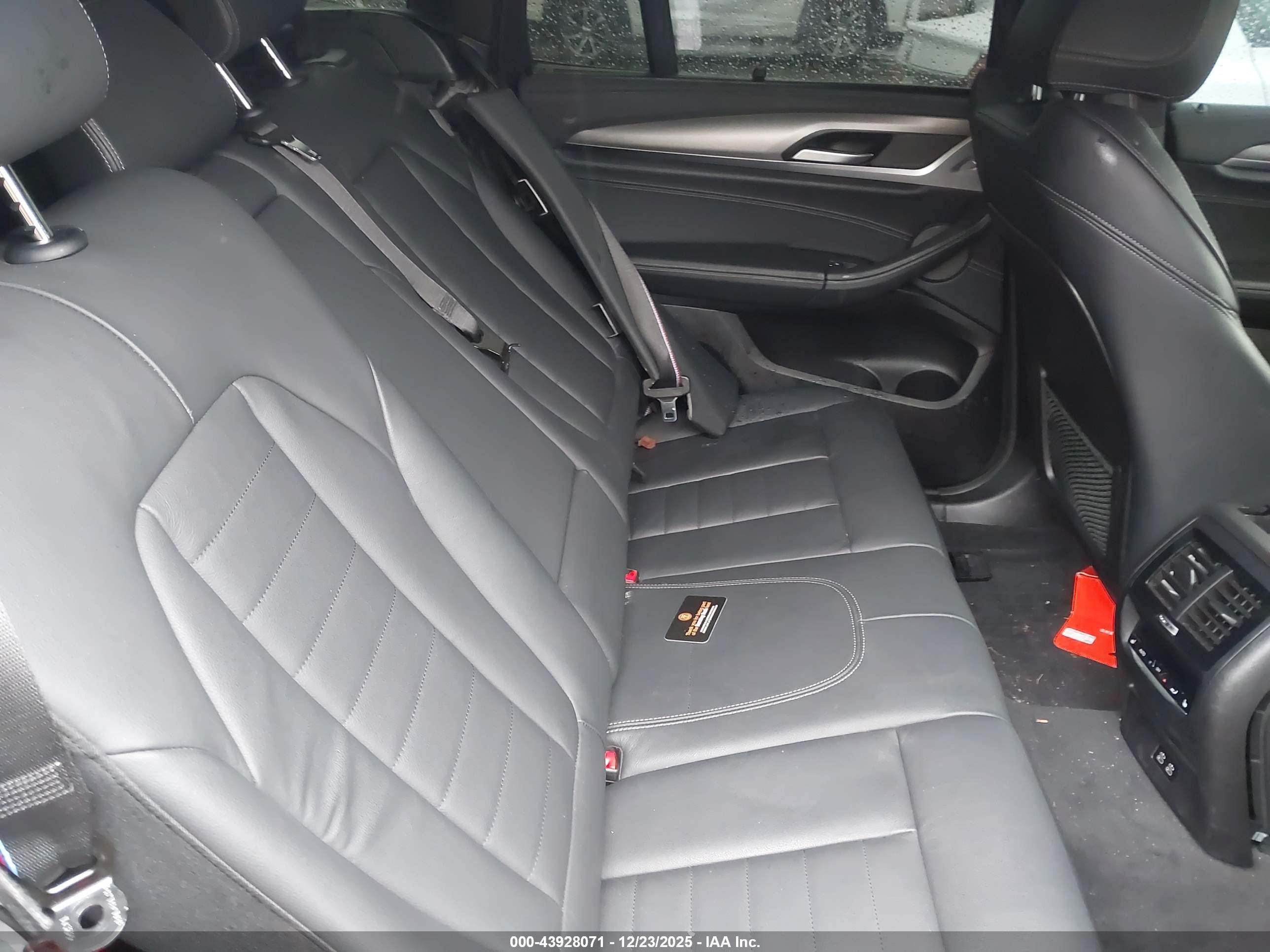 BMW X3 image 8