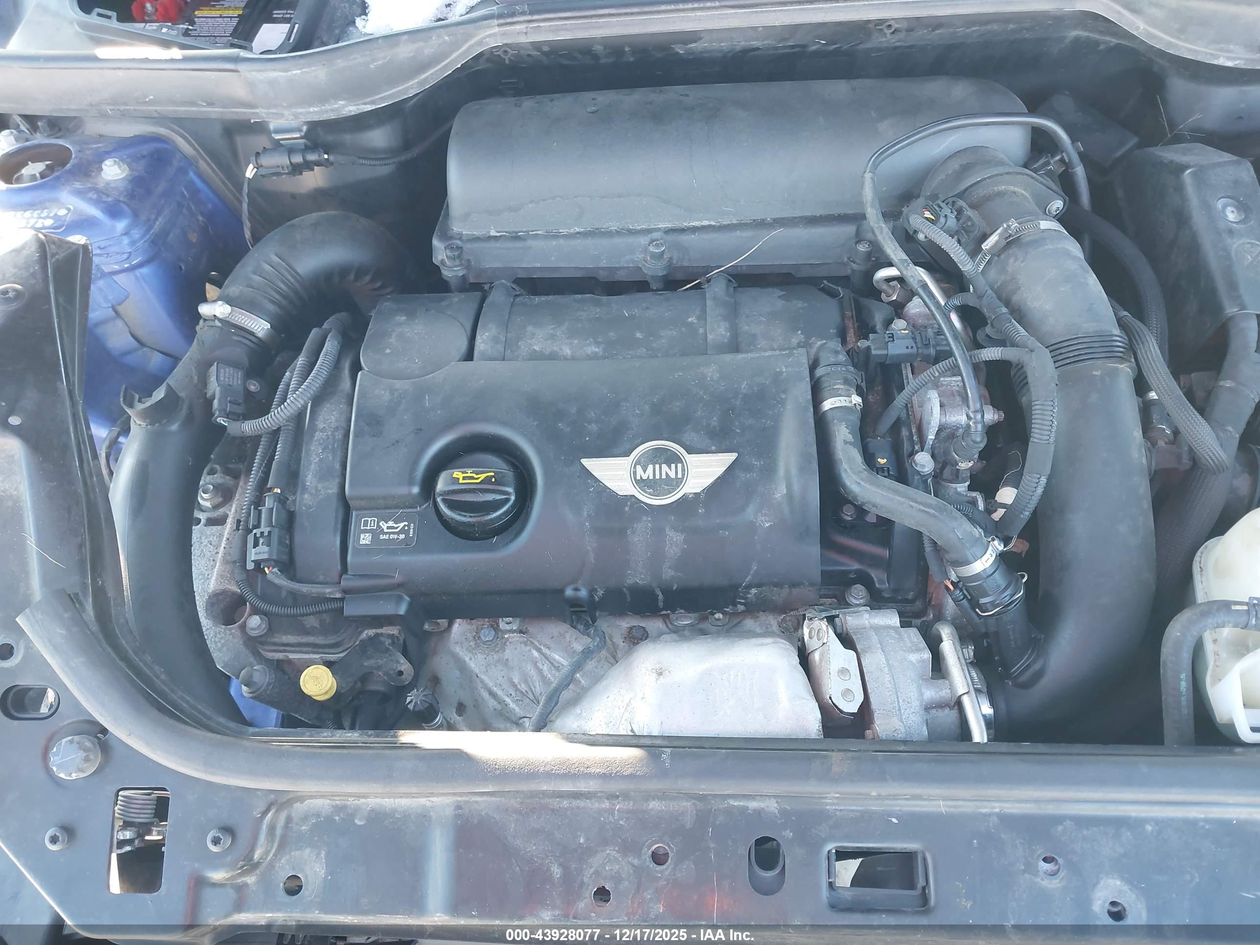 MINI COUNTRYMAN image 10