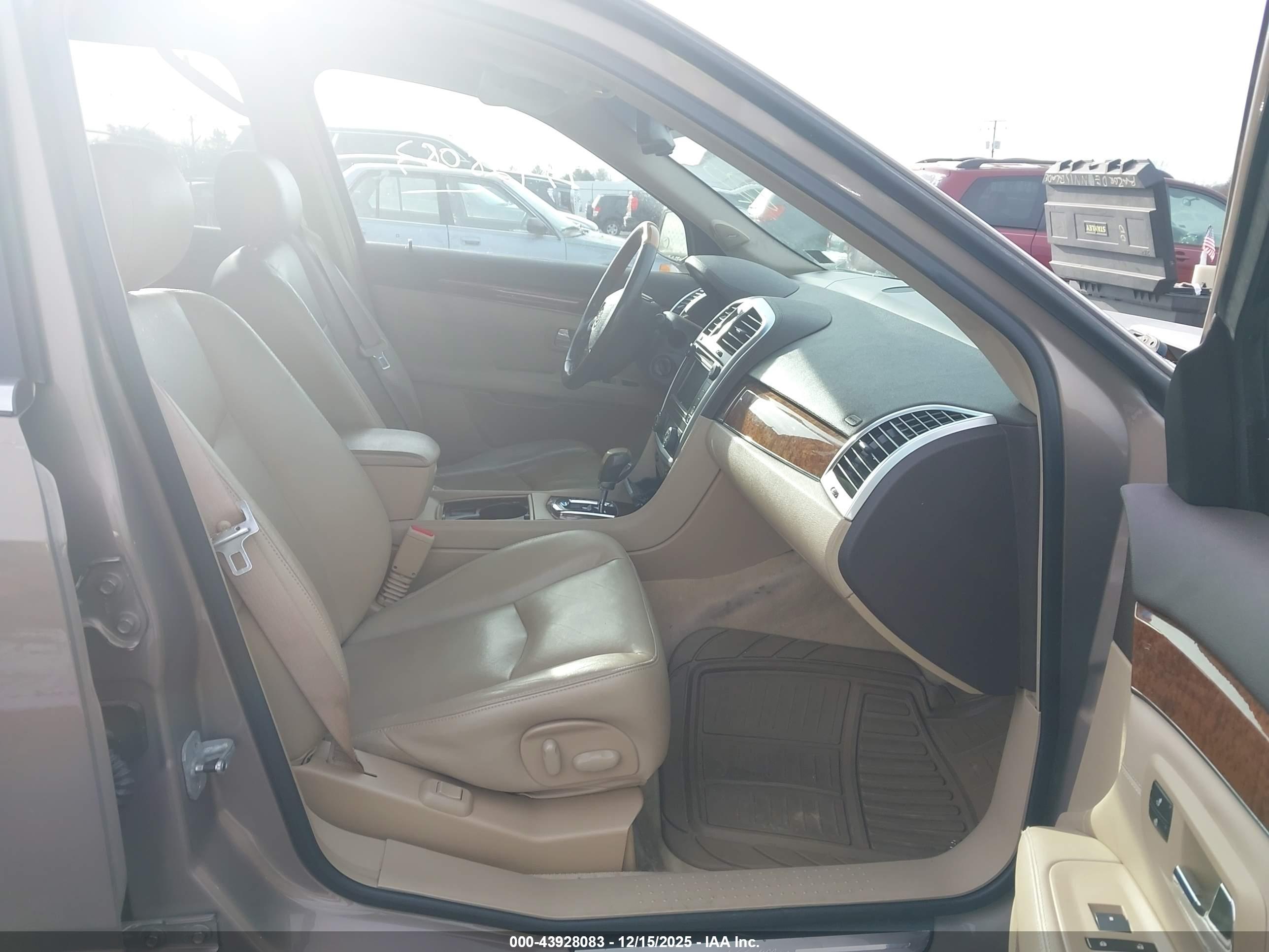 CADILLAC SRX image 5