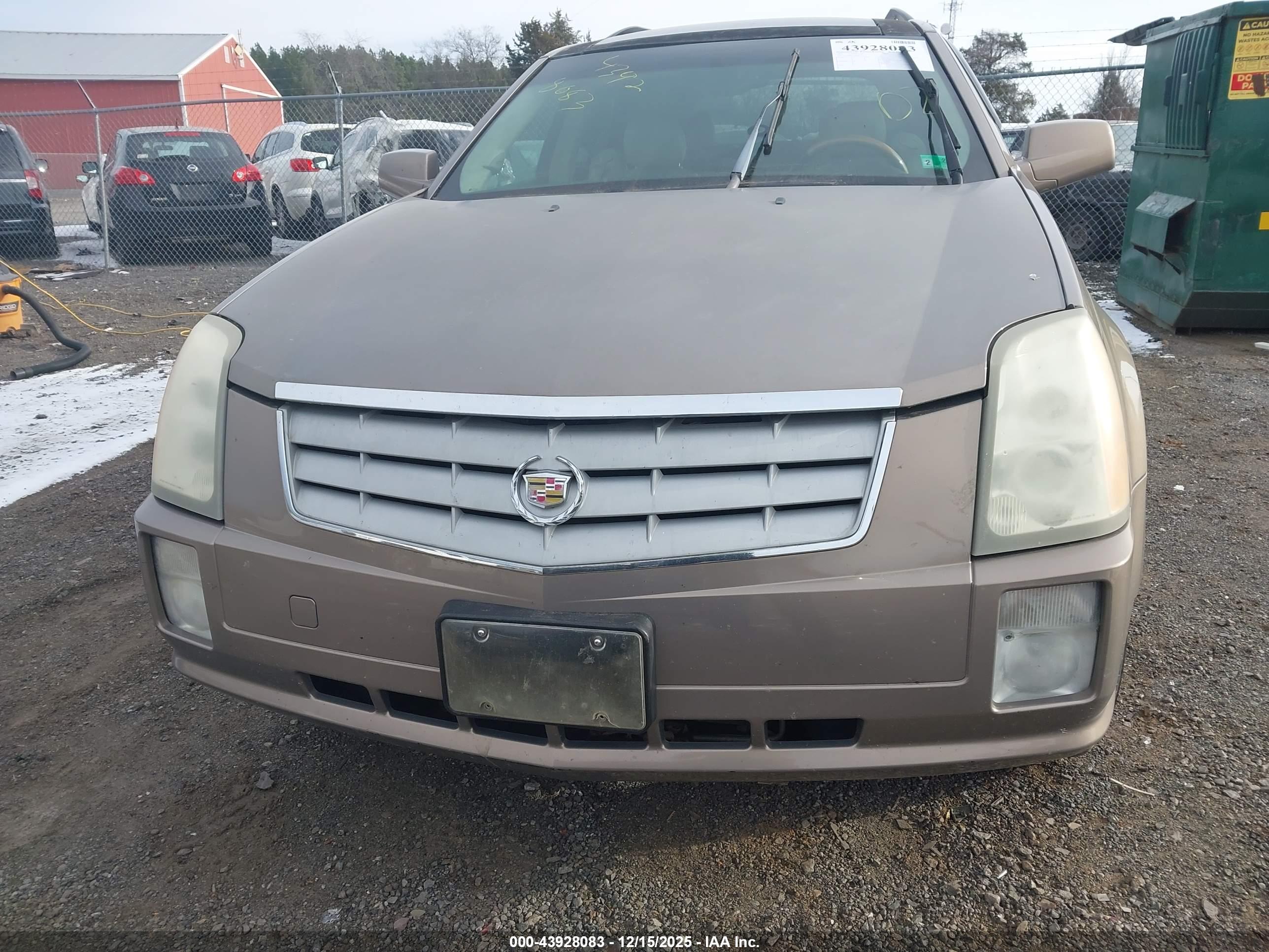 CADILLAC SRX image 6