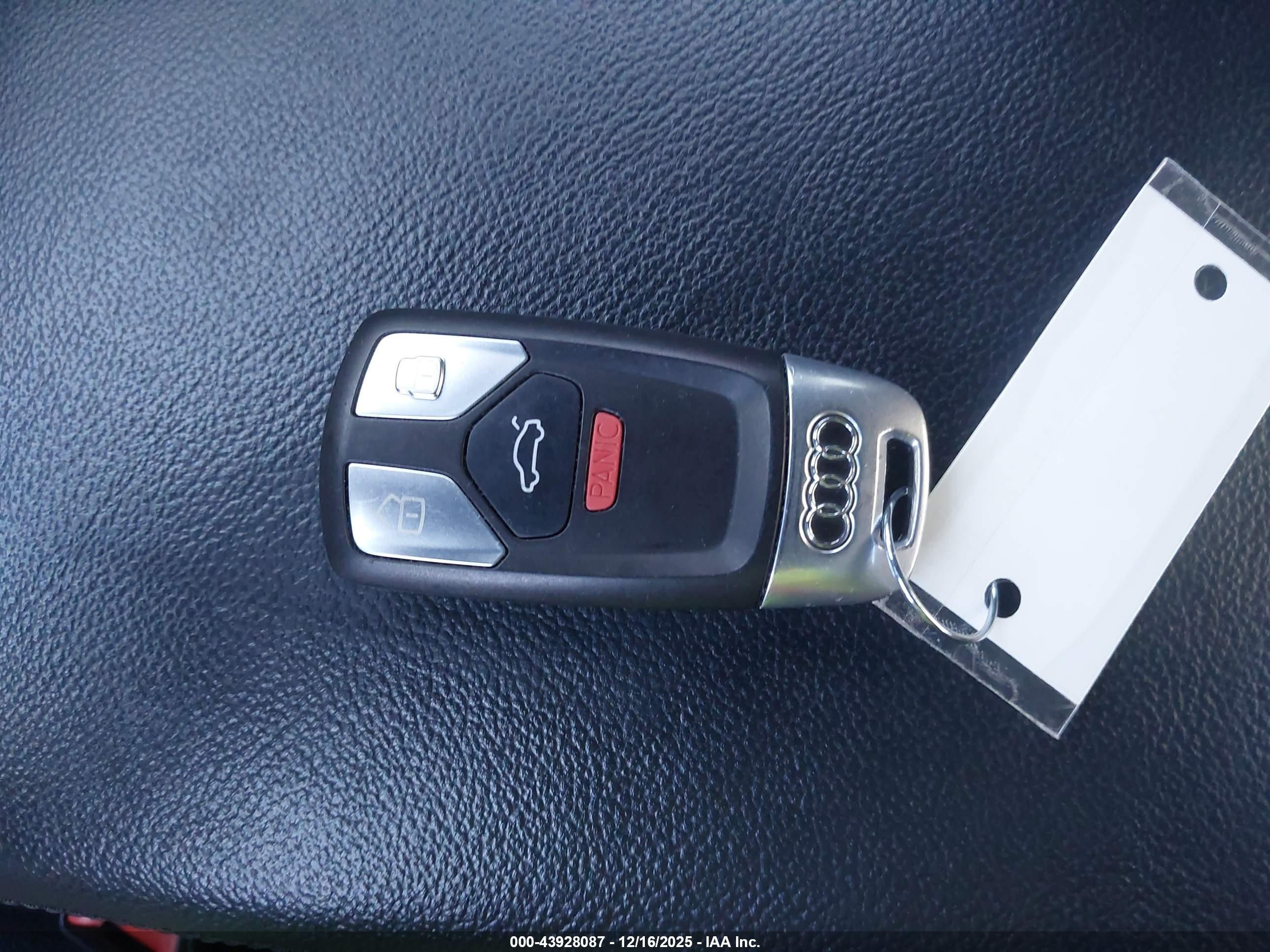 AUDI S4 image 11