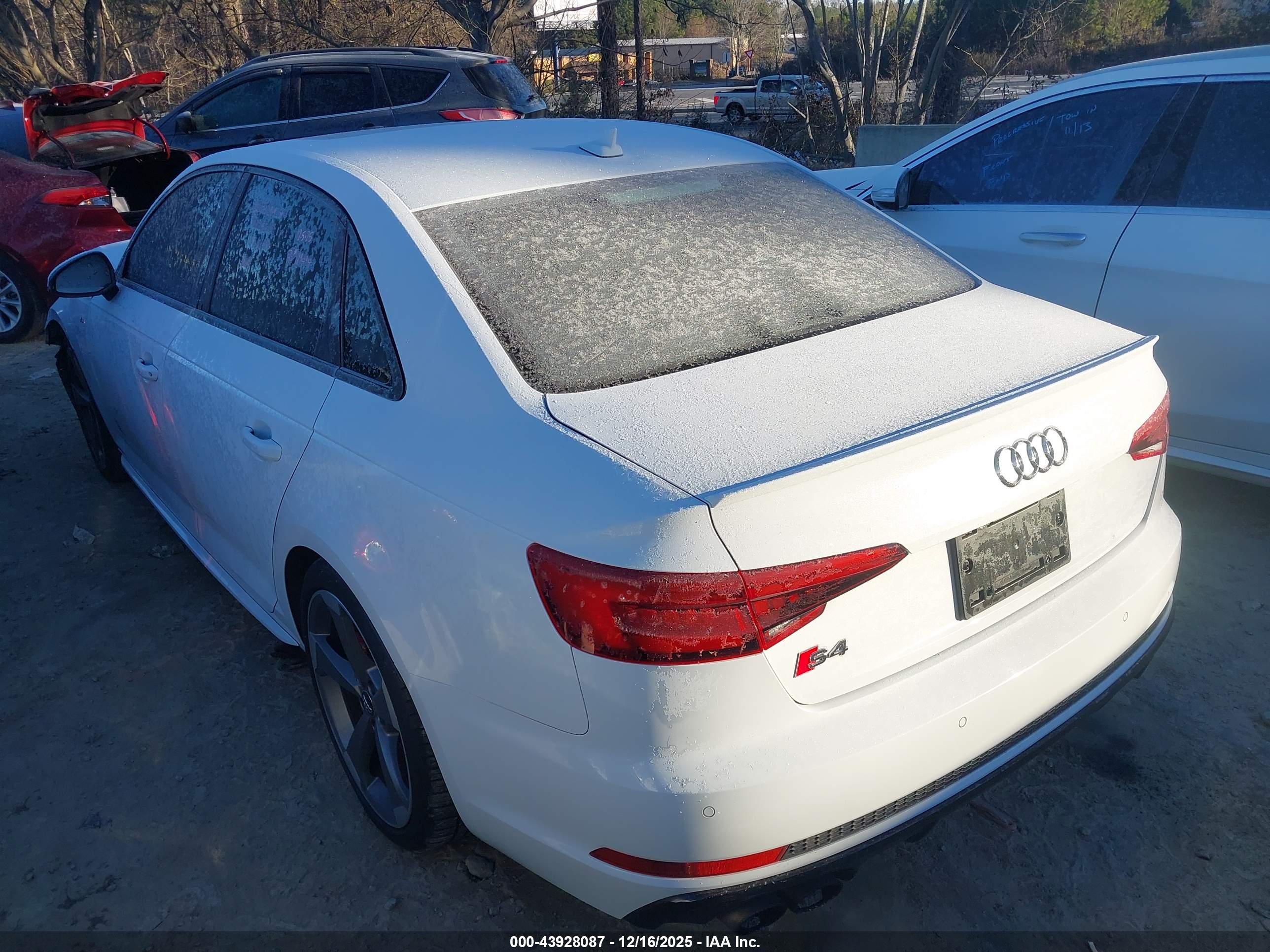 AUDI S4 image 3