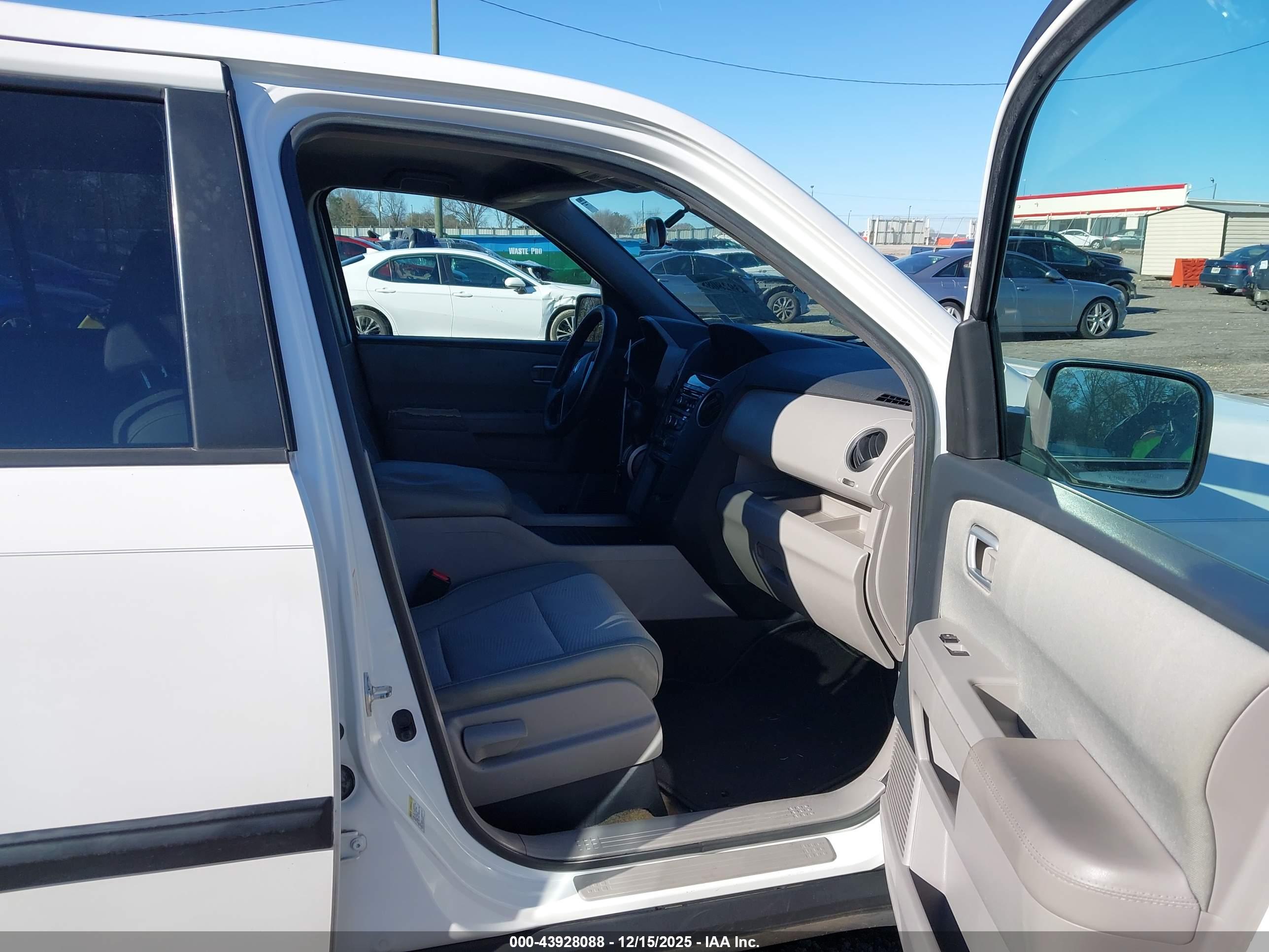 HONDA PILOT image 5