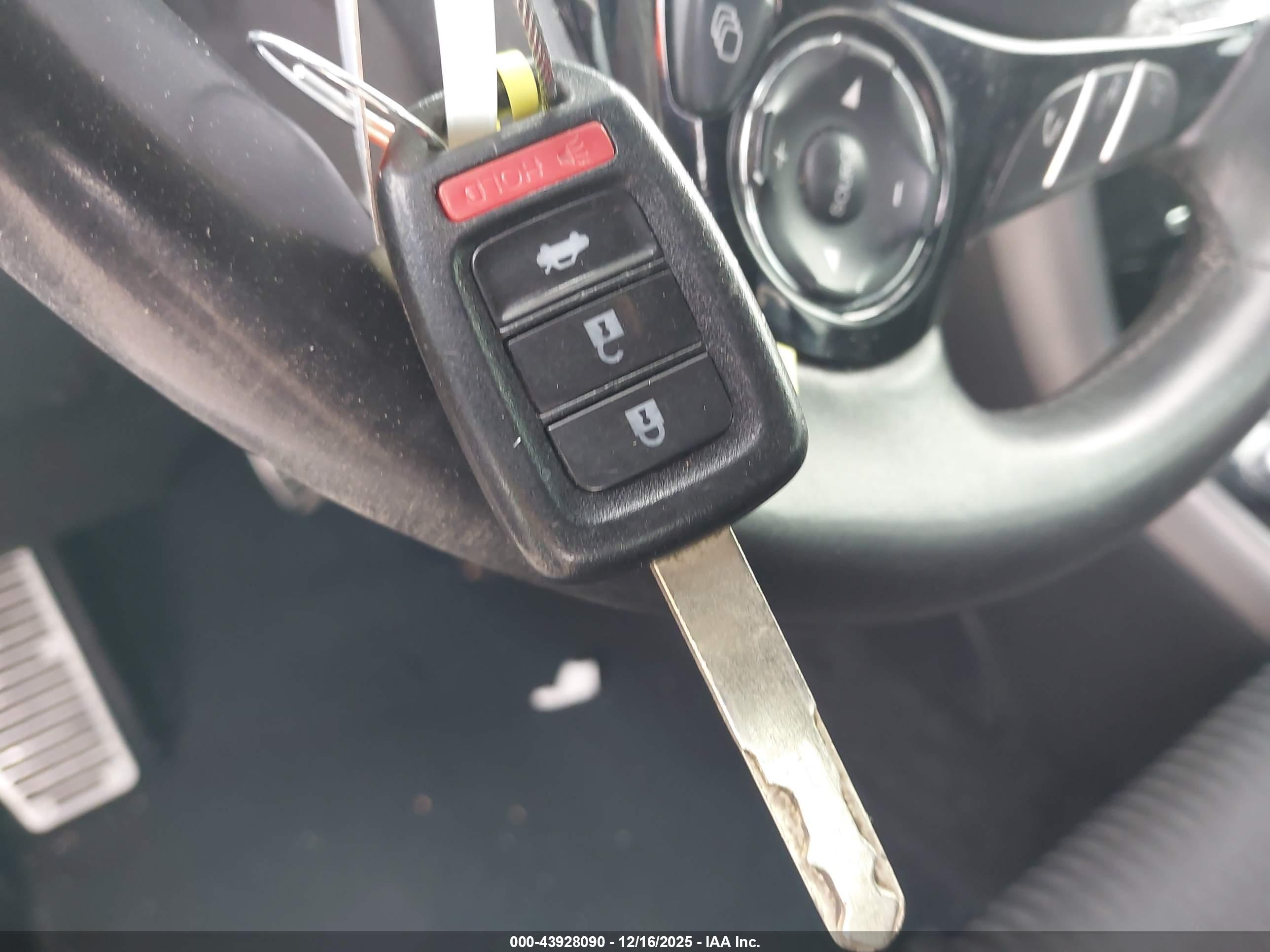 HONDA ACCORD image 11