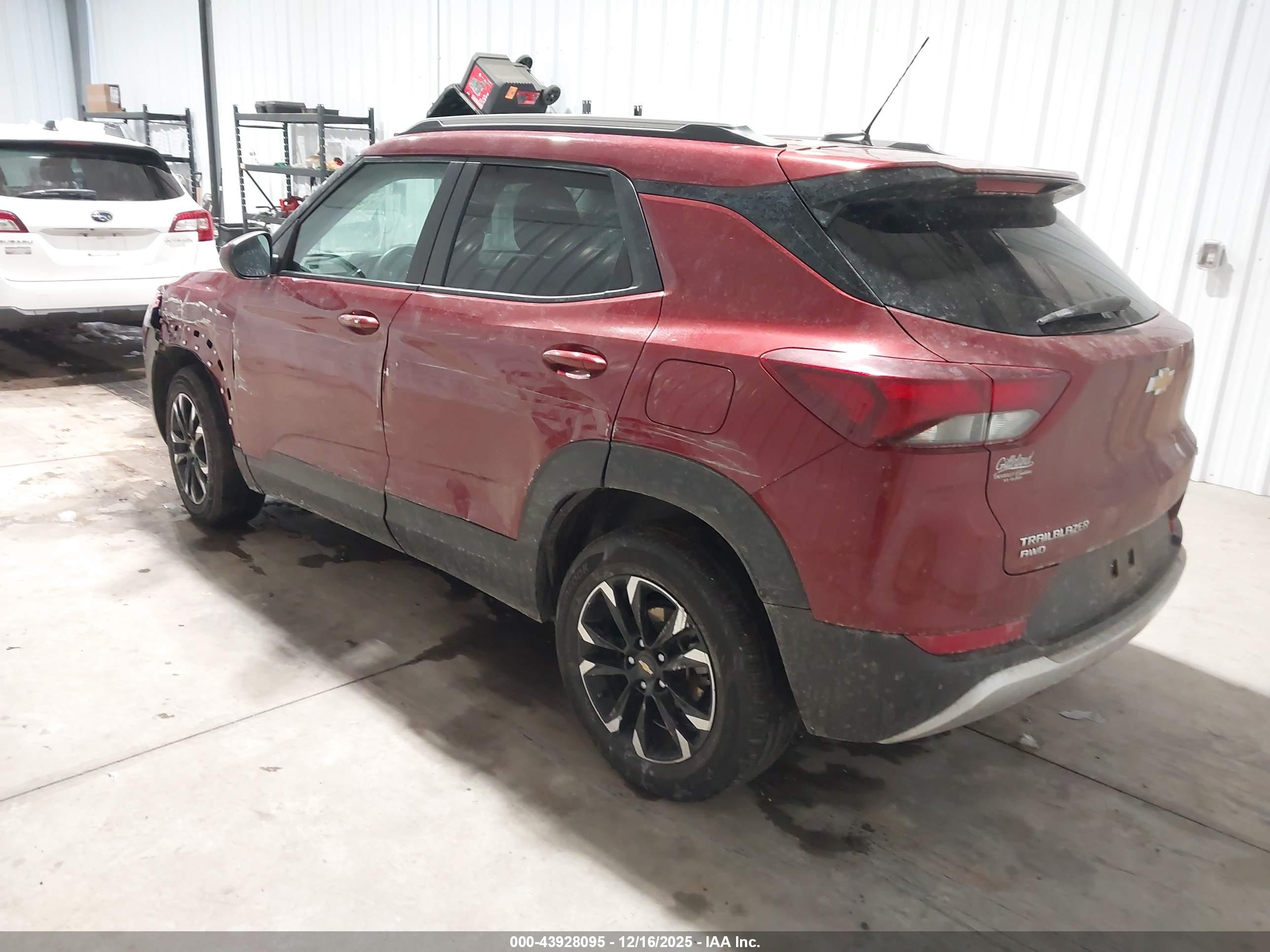 CHEVROLET TRAILBLAZER image 3