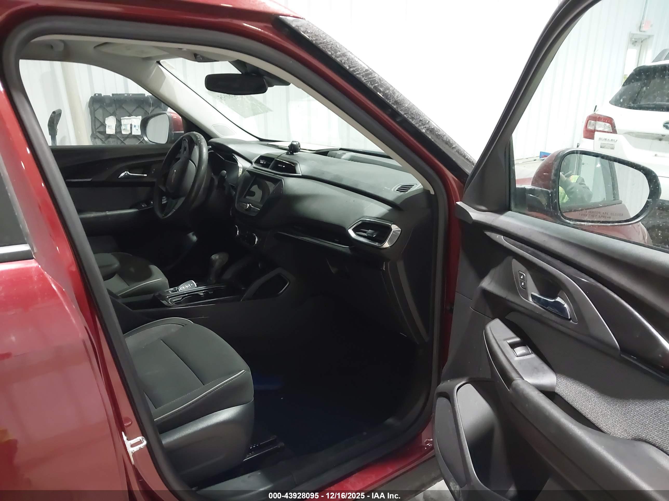 CHEVROLET TRAILBLAZER image 5