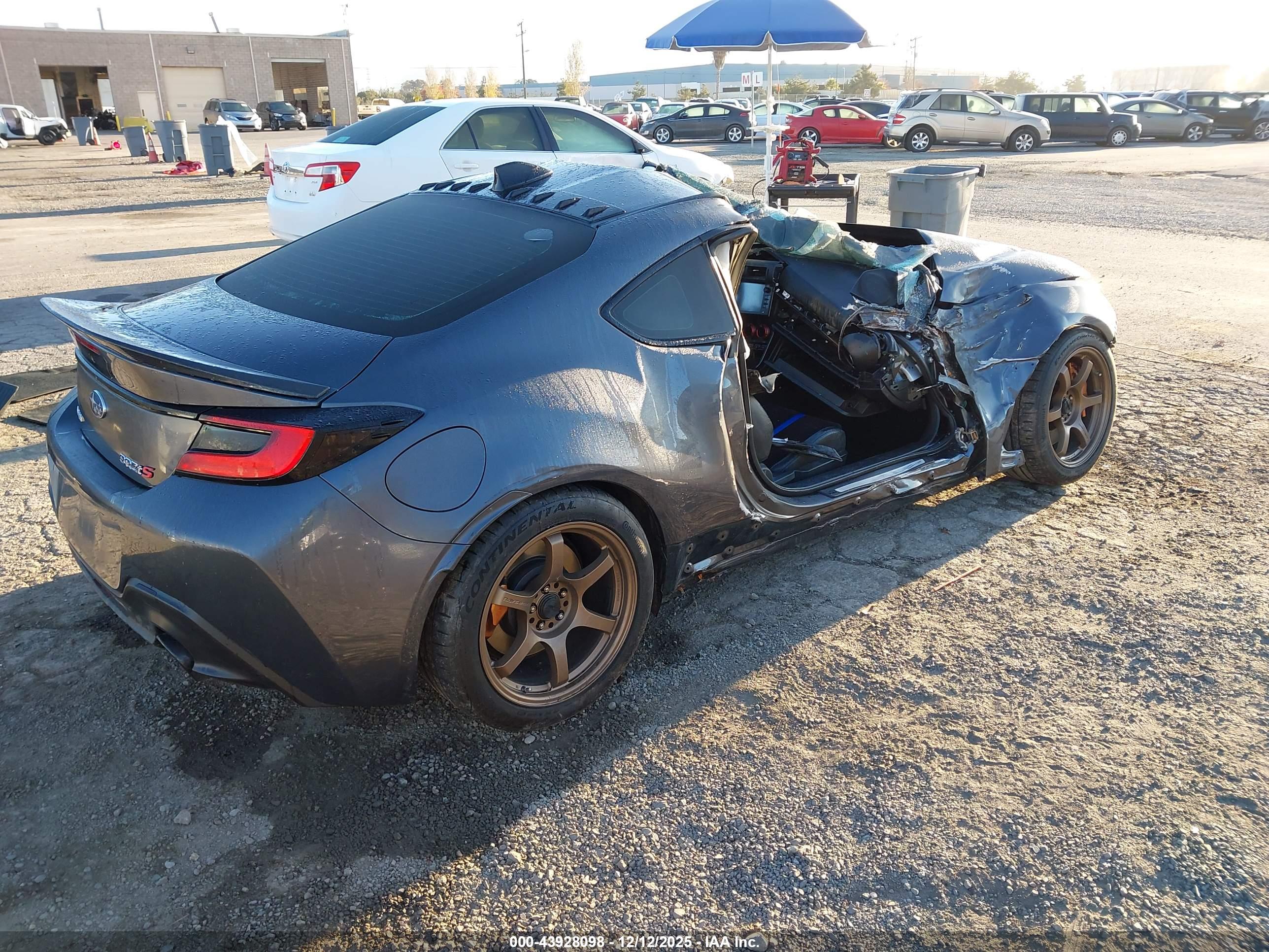 SUBARU BRZ image 4