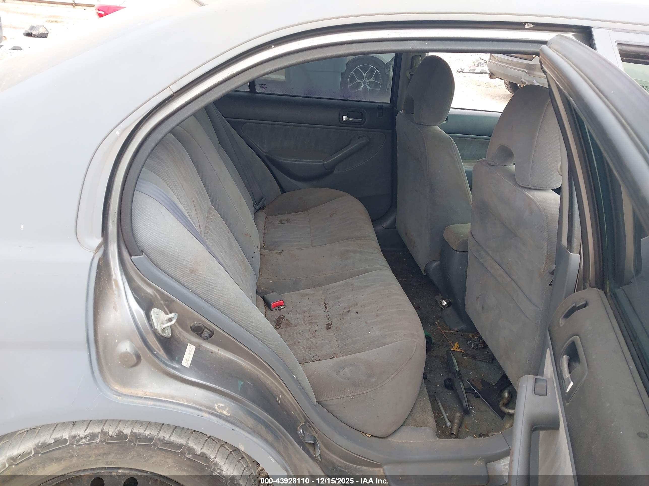 HONDA CIVIC image 8