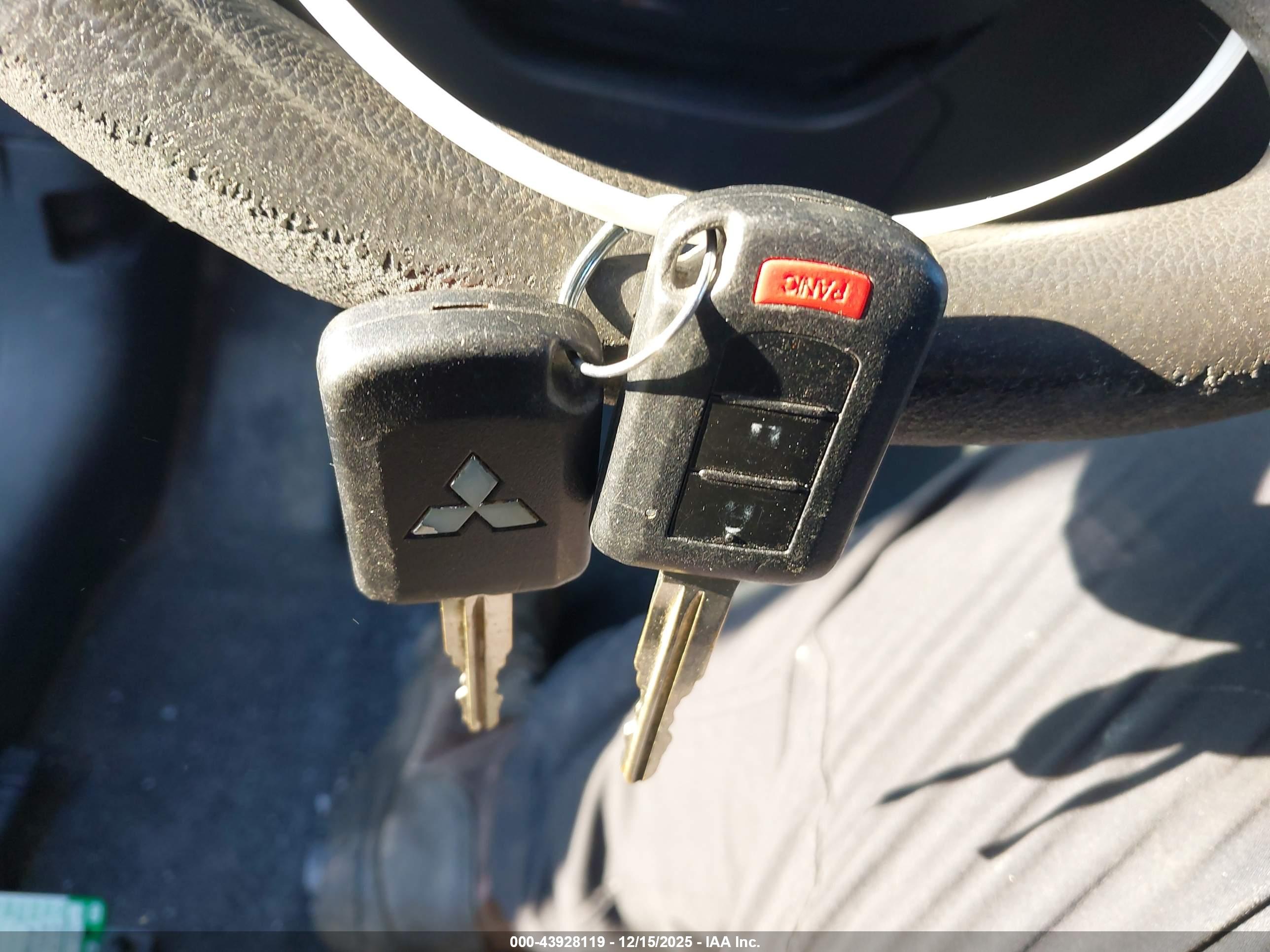 MITSUBISHI MIRAGE image 11