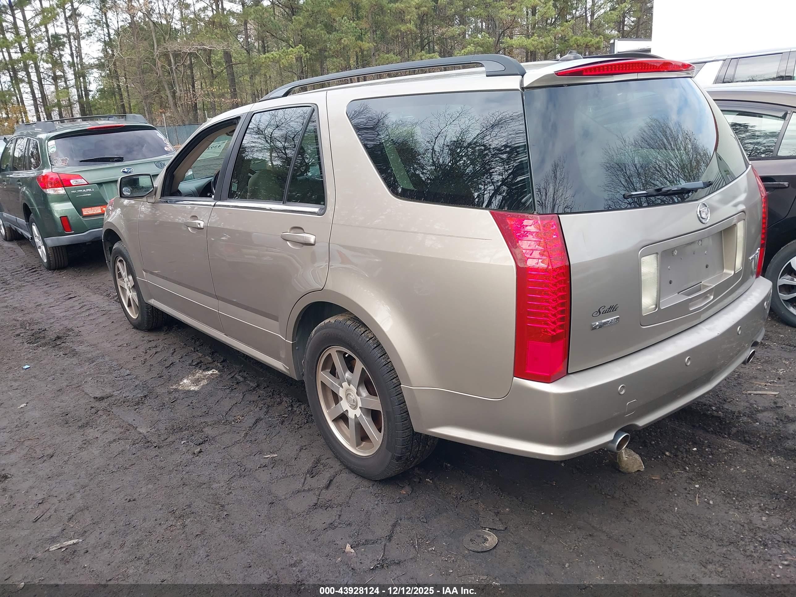 CADILLAC SRX image 3
