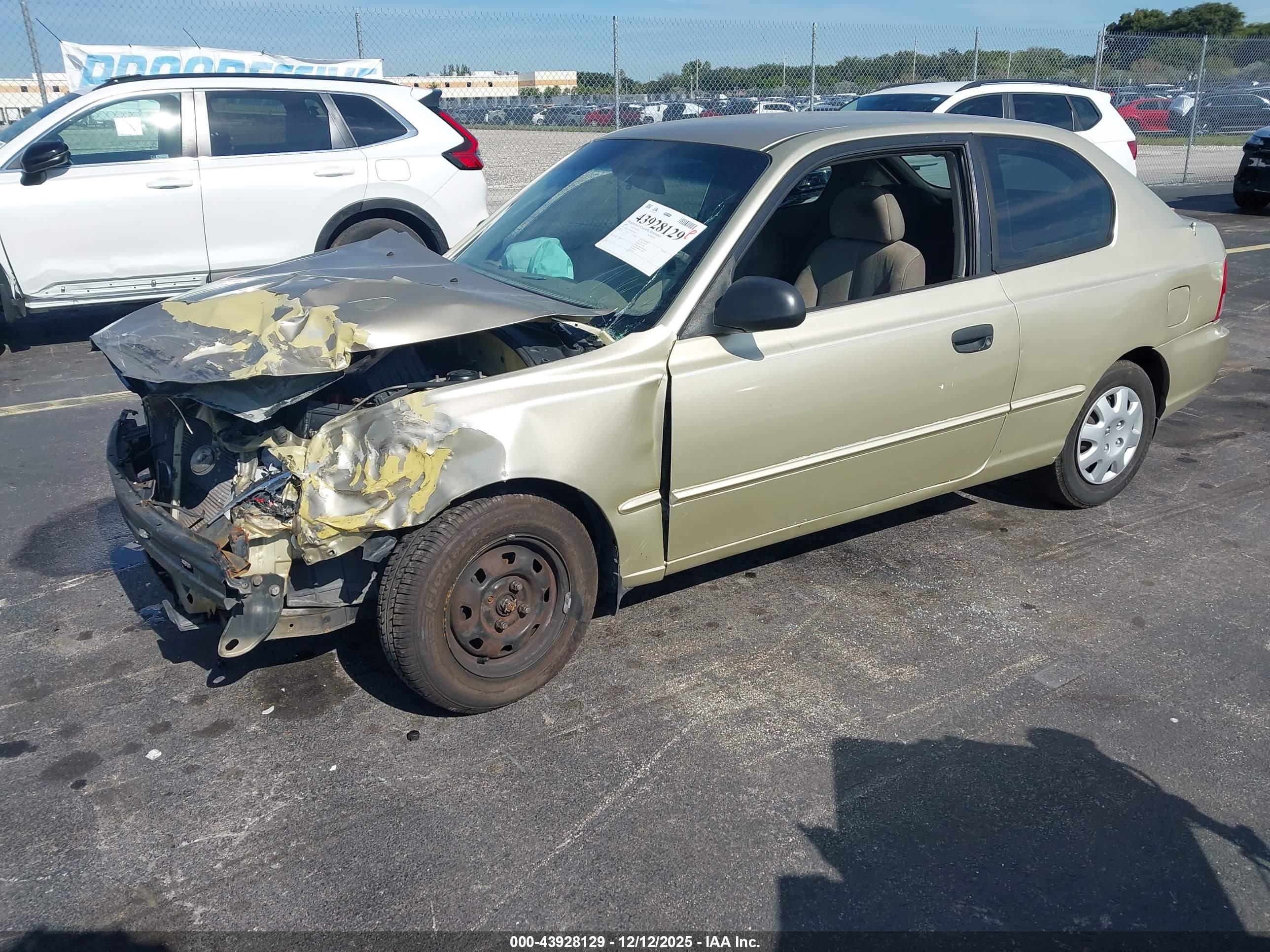 HYUNDAI ACCENT image 2