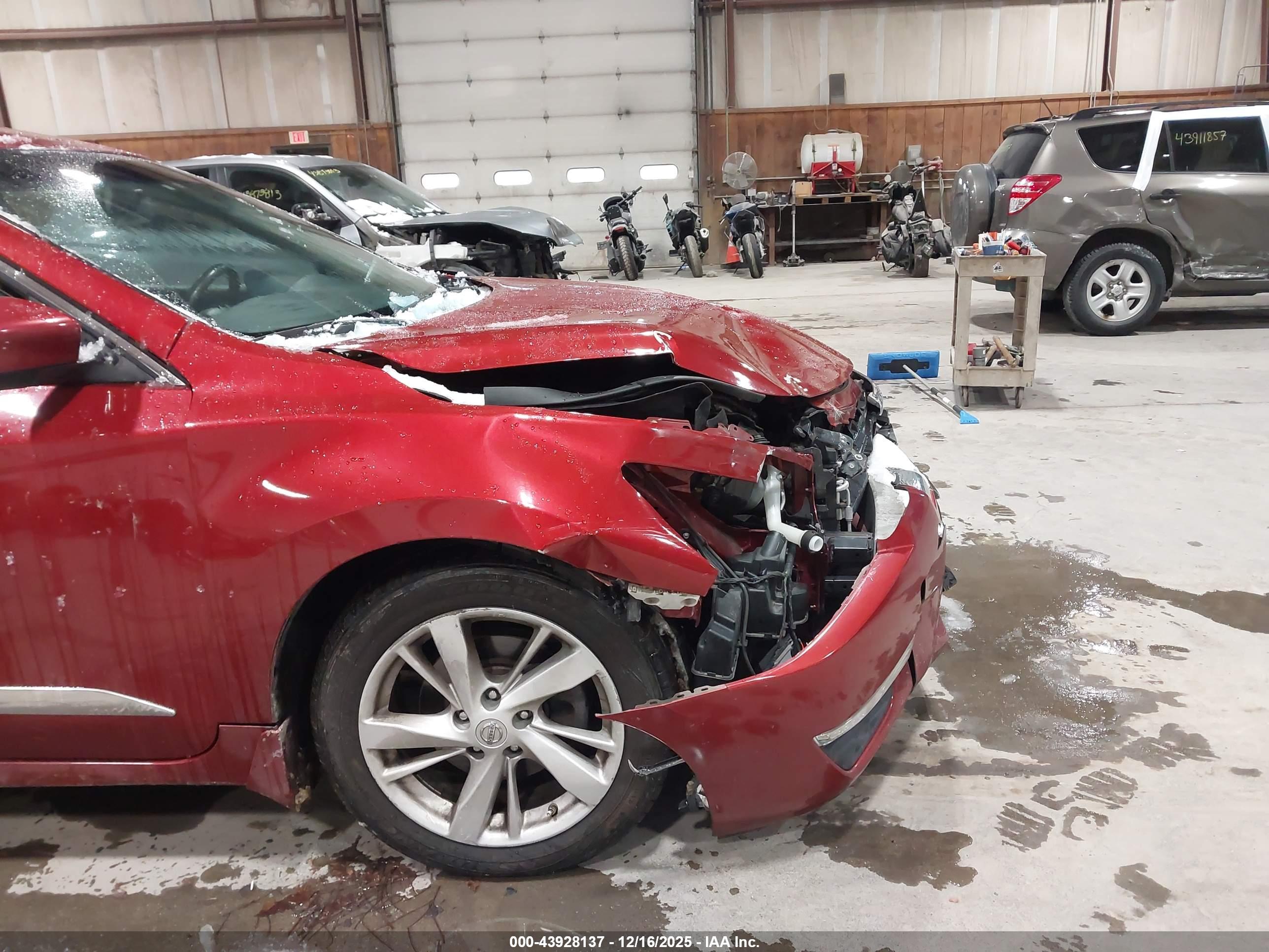 NISSAN ALTIMA image 6