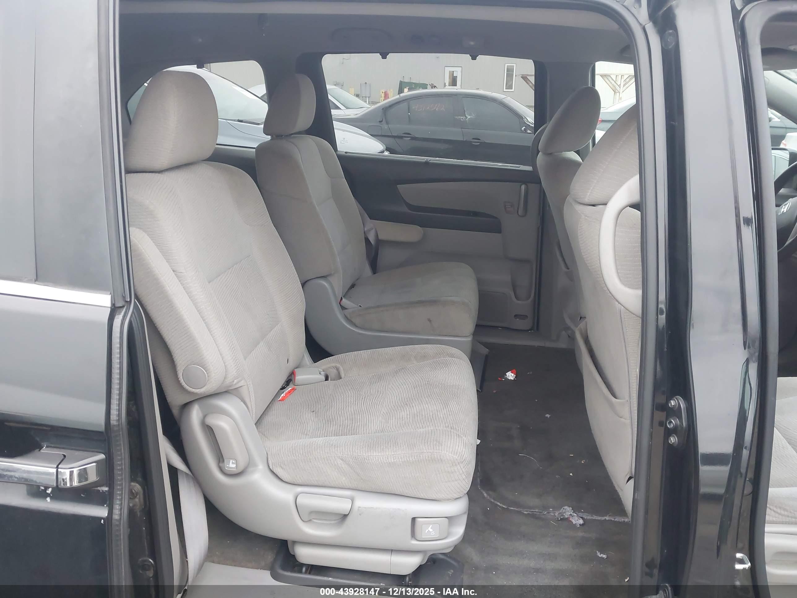 HONDA ODYSSEY image 8