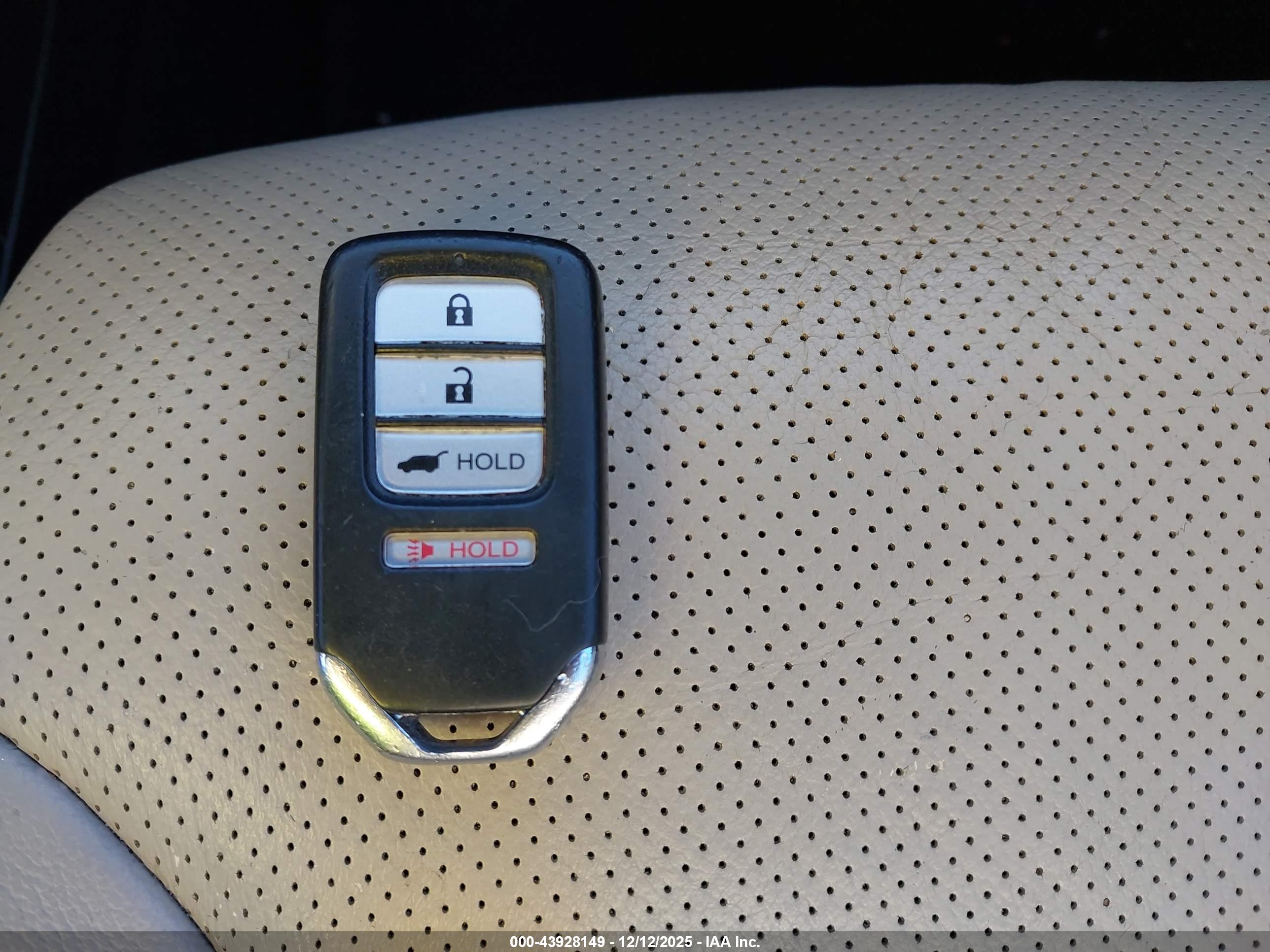 HONDA CR-V image 11