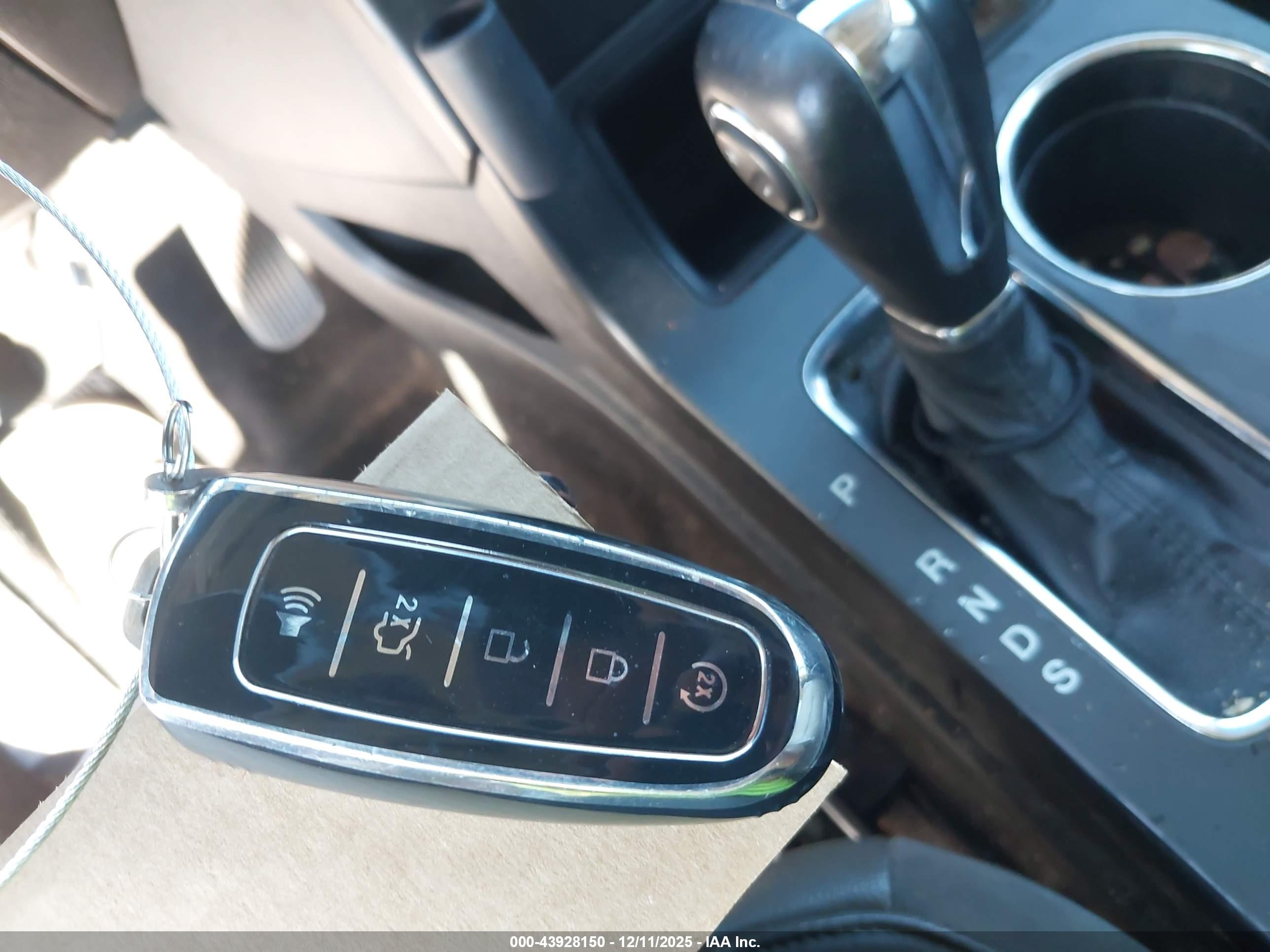 FORD FLEX image 11