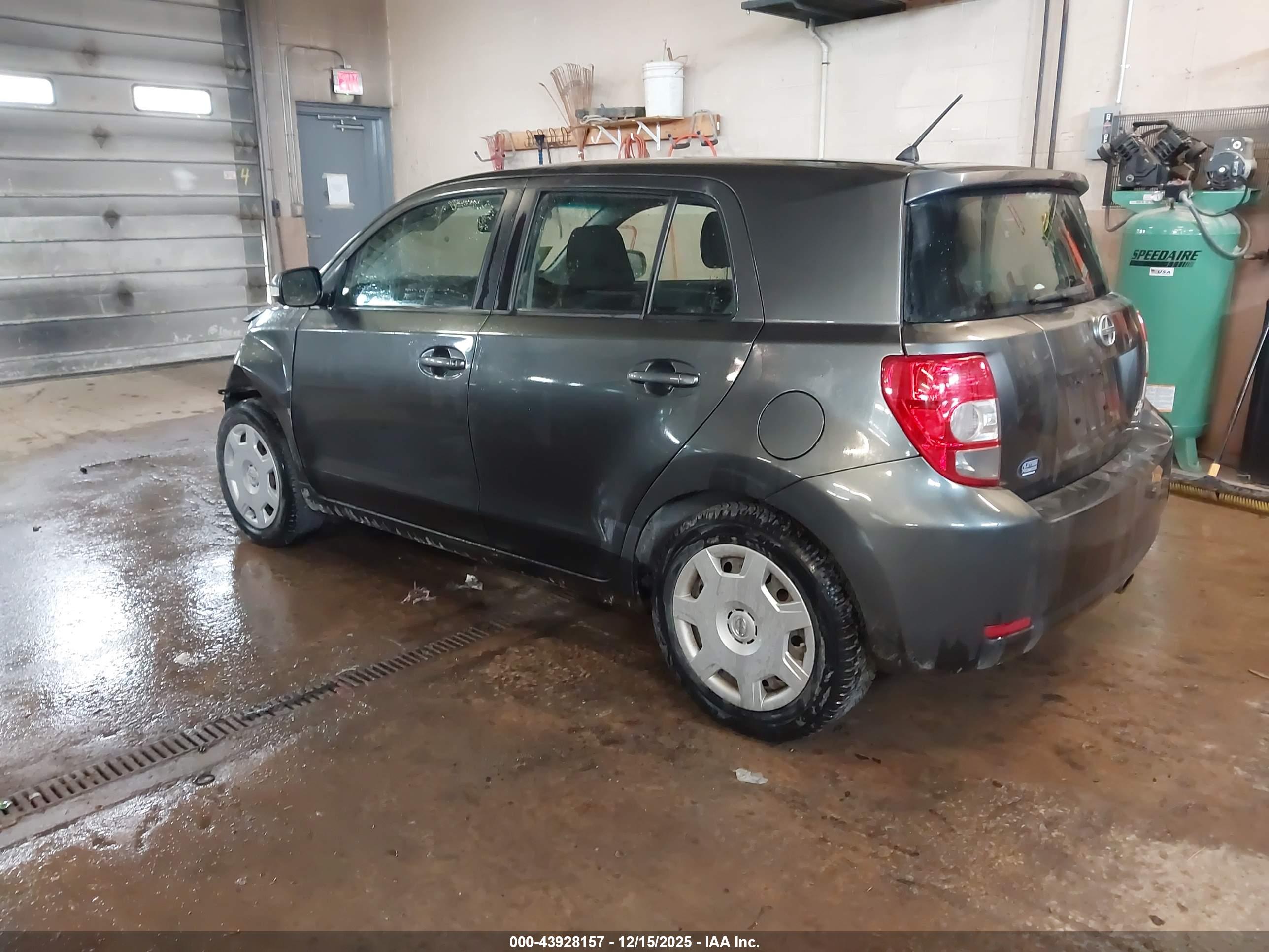 SCION XD image 3