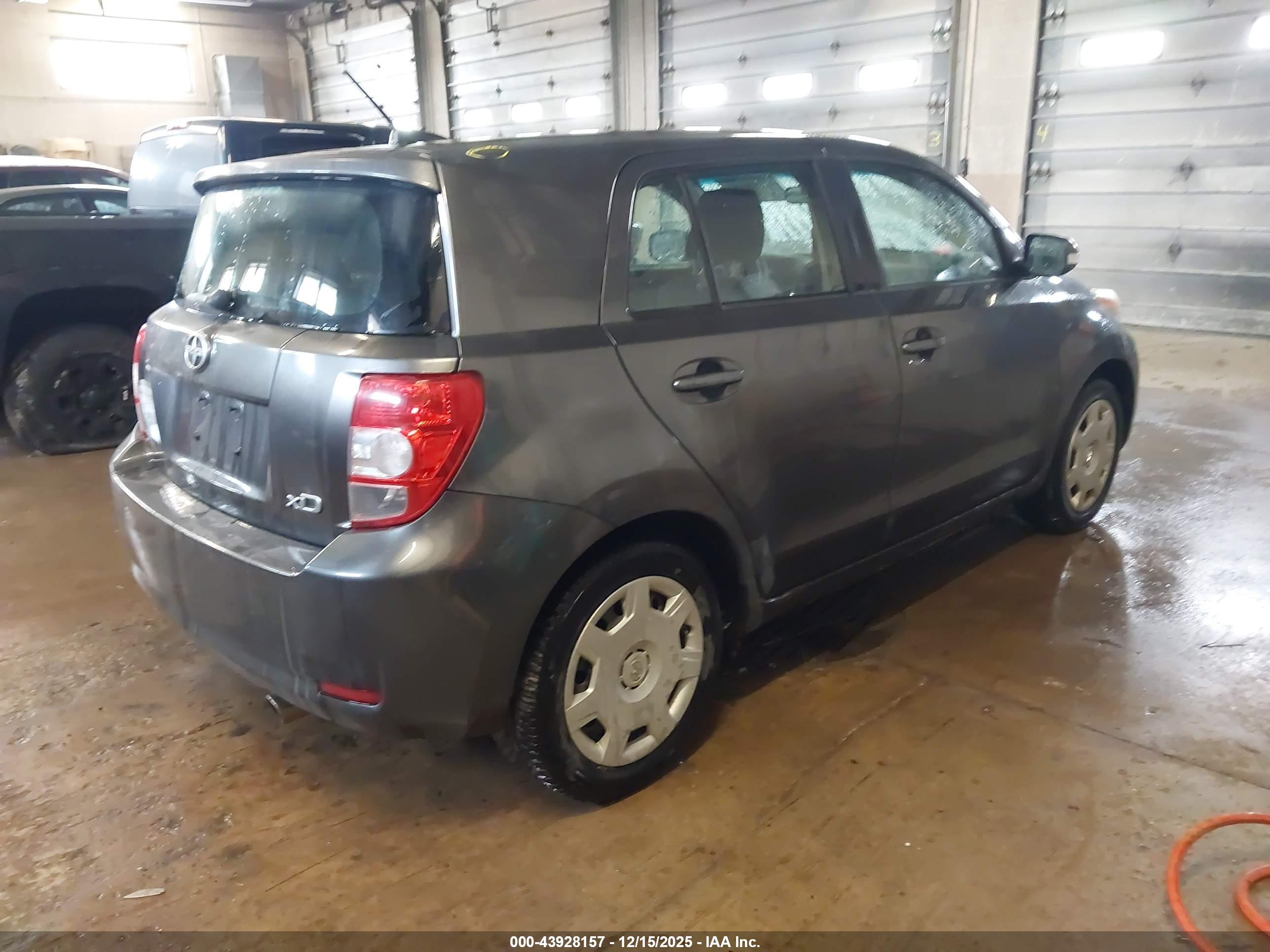 SCION XD image 4