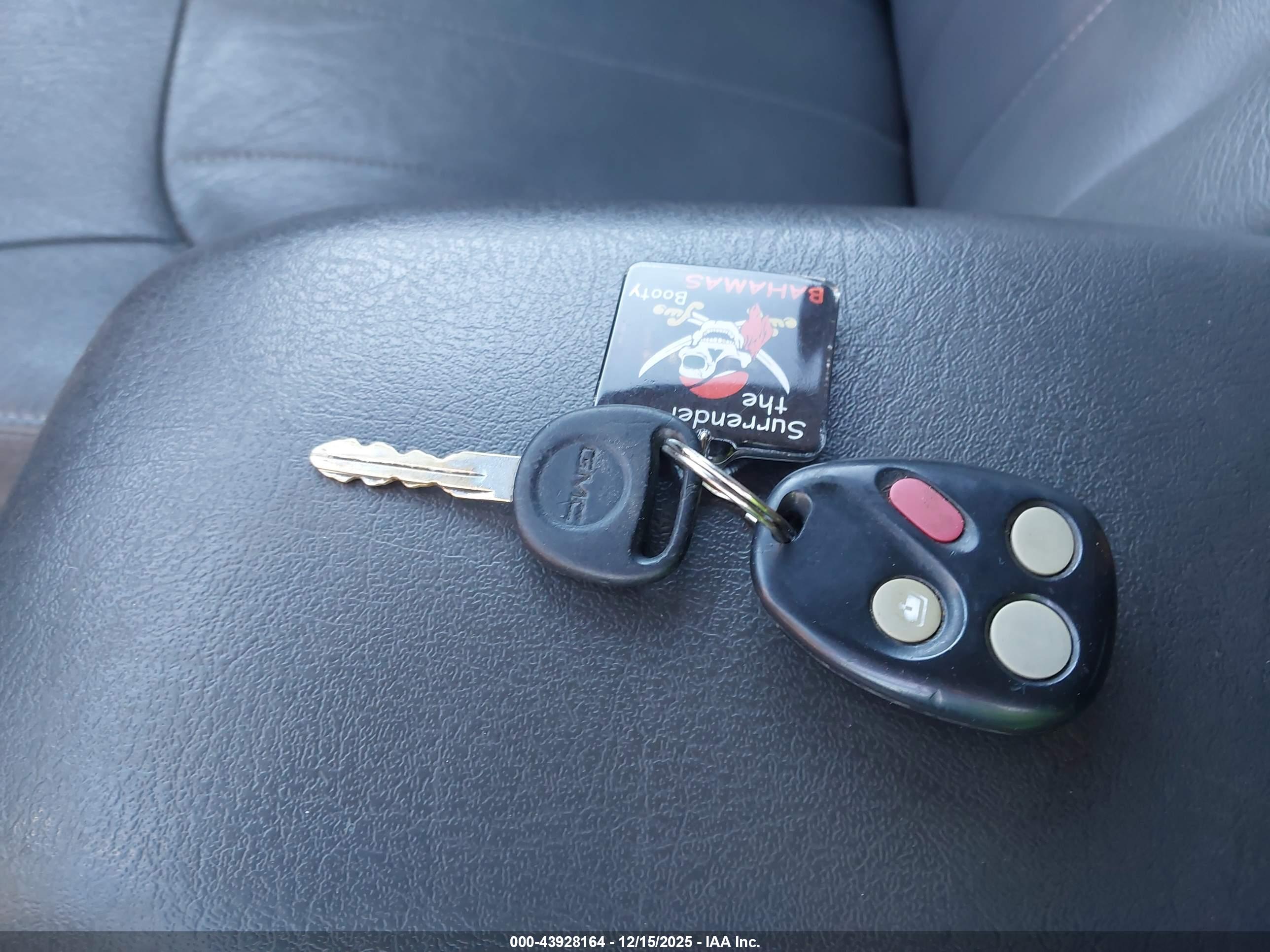 GMC ENVOY image 11