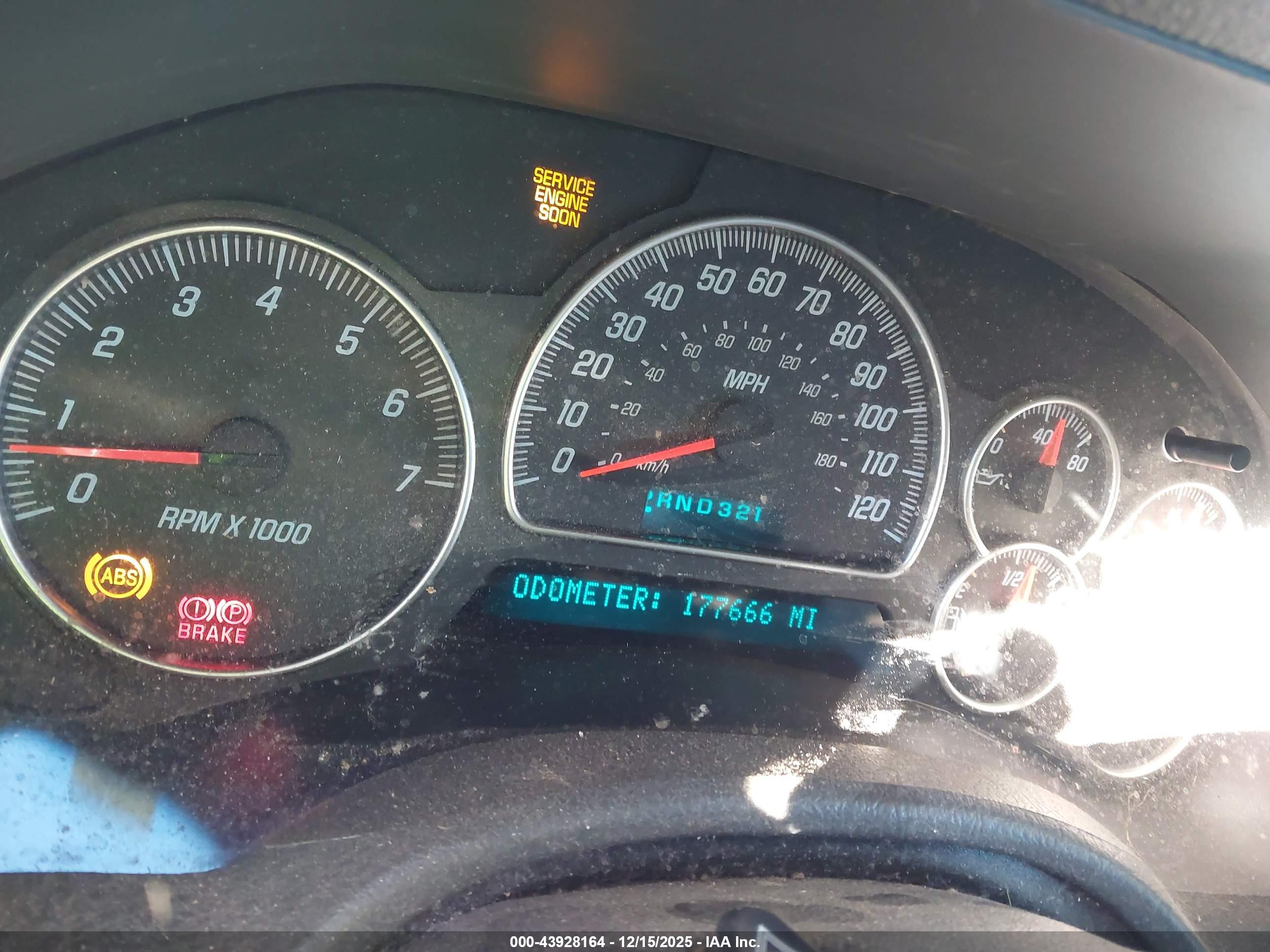 GMC ENVOY image 7