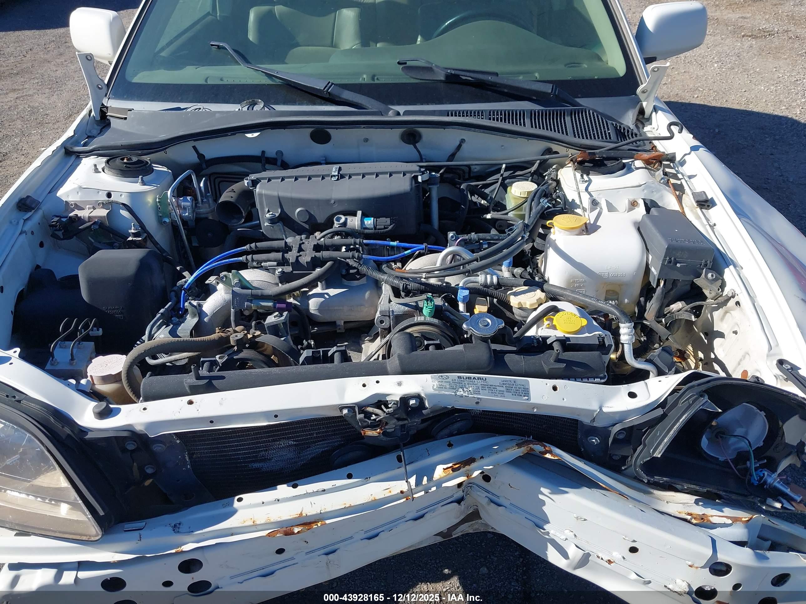 SUBARU OUTBACK image 10