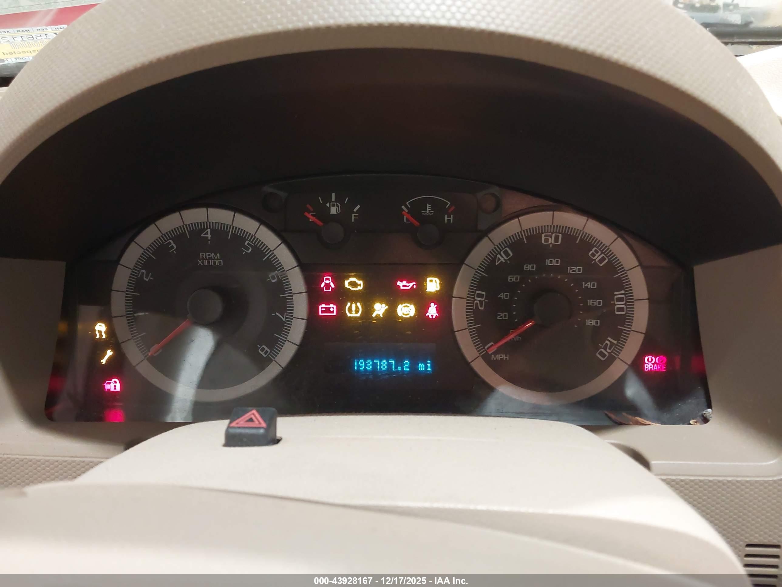 FORD ESCAPE image 7