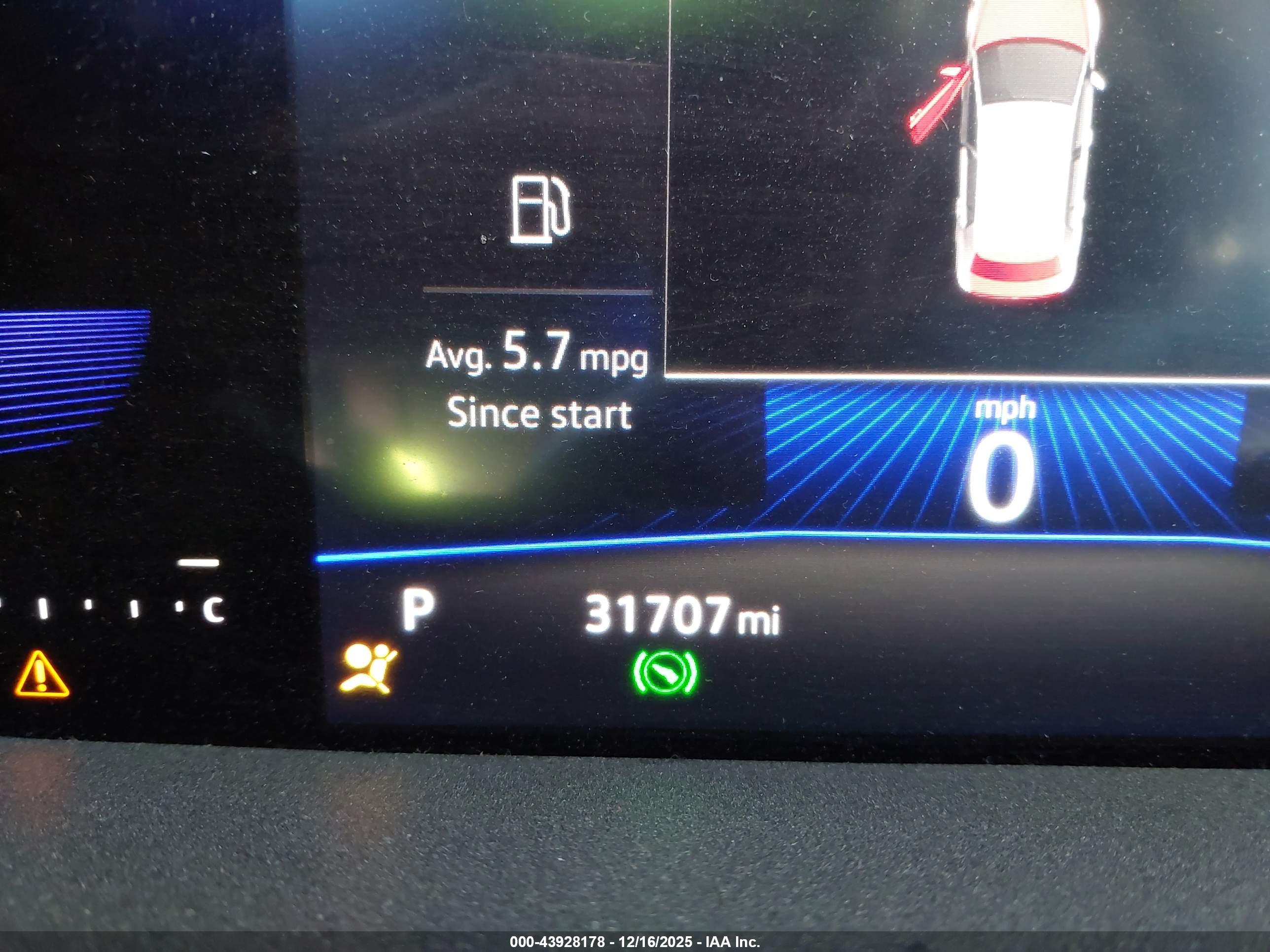 VOLKSWAGEN TAOS image 7