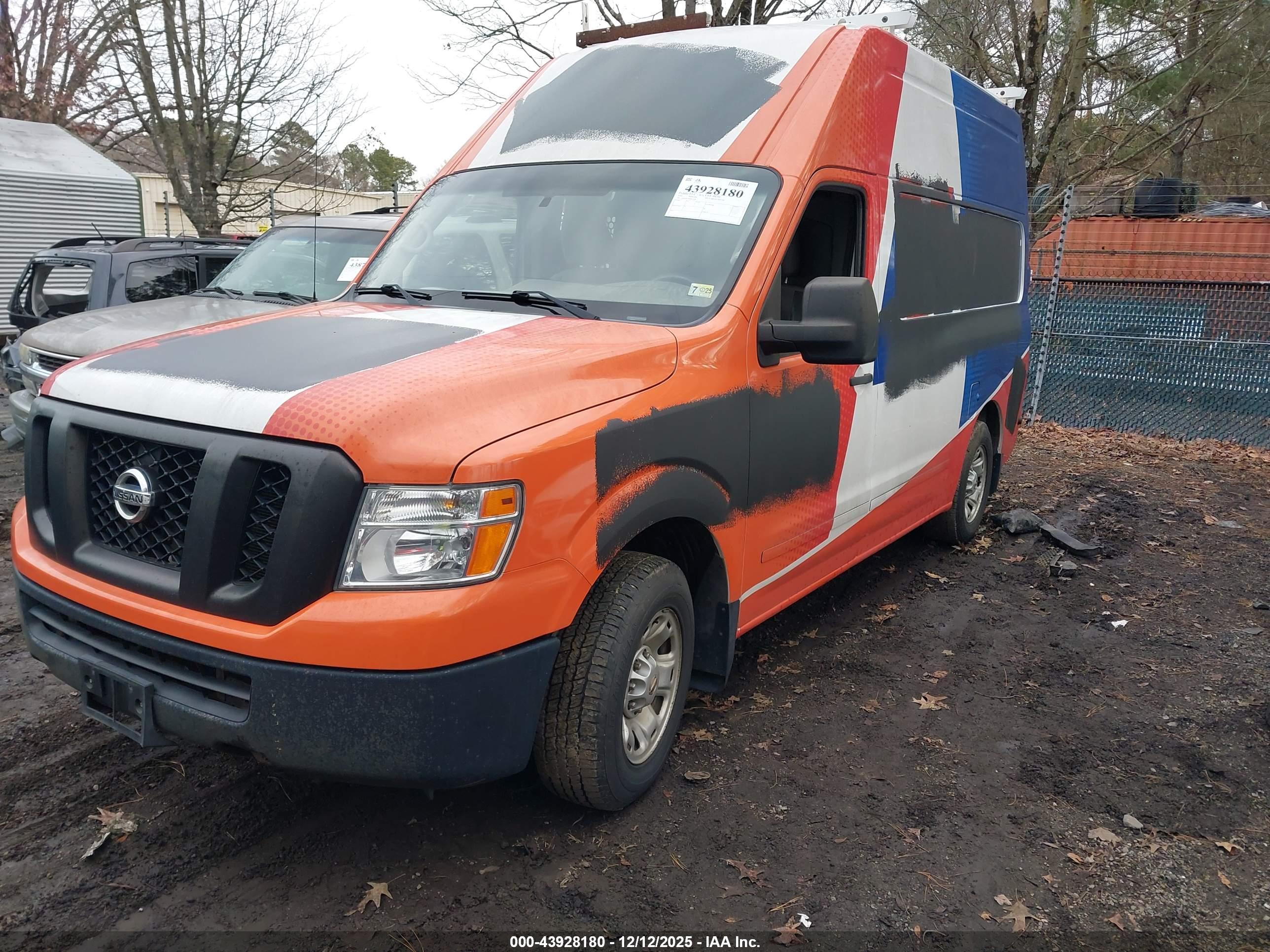 NISSAN NV image 2