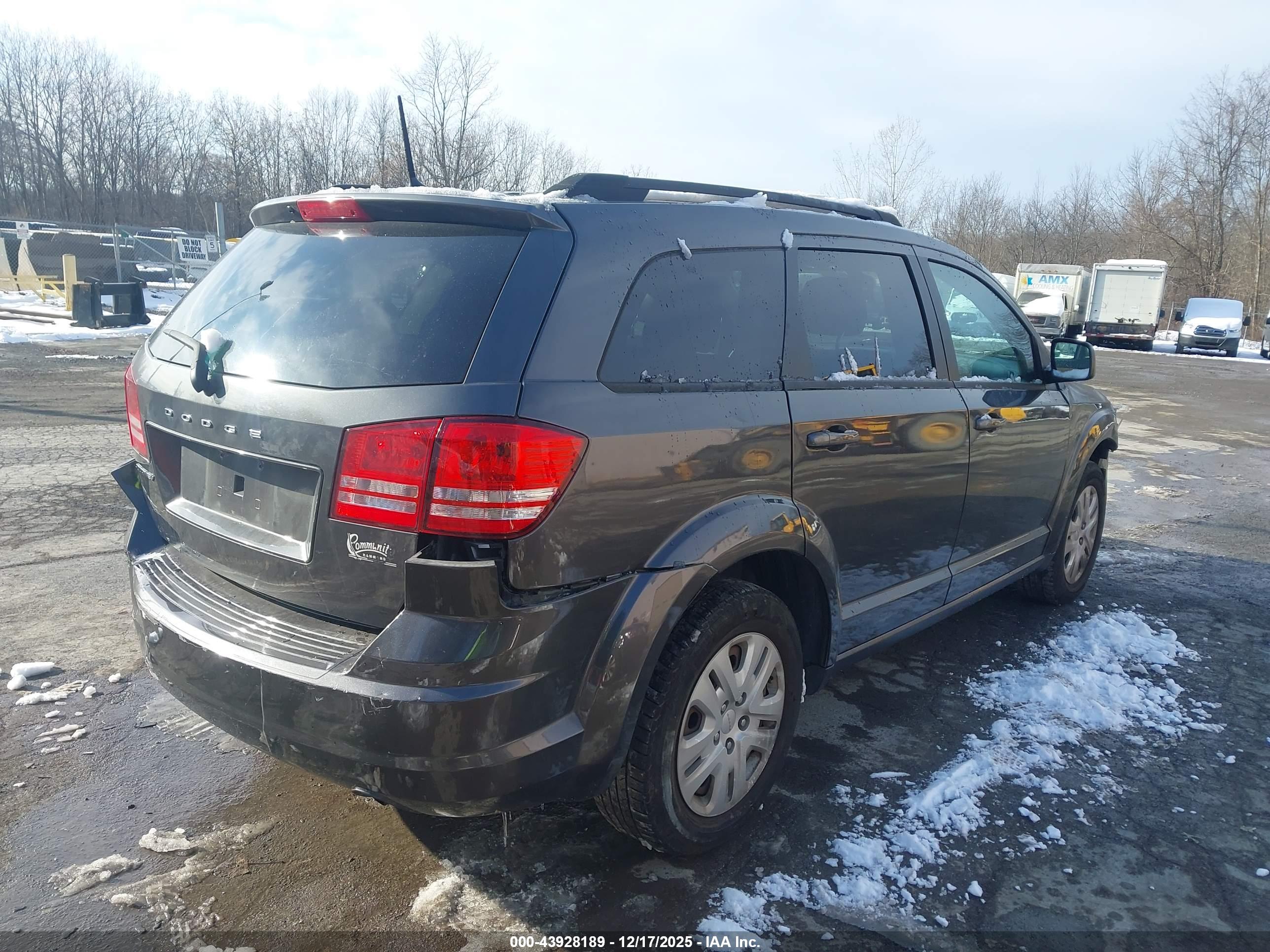 DODGE JOURNEY image 4