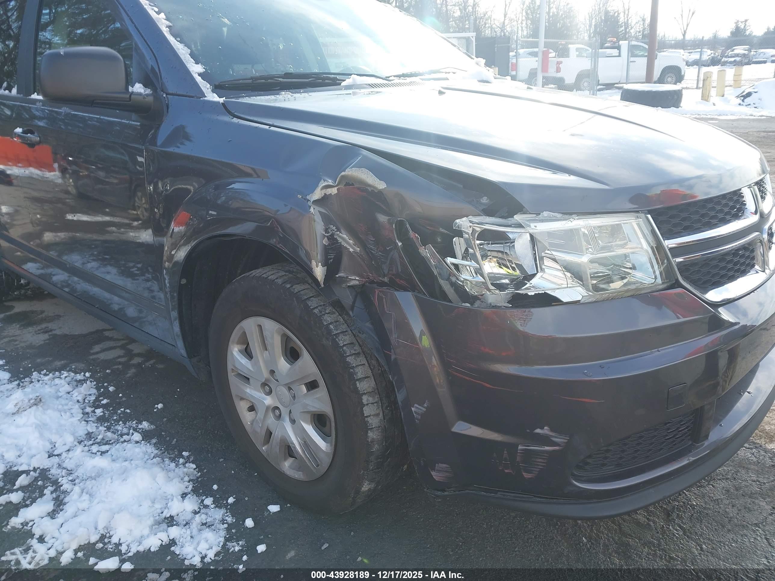 DODGE JOURNEY image 6
