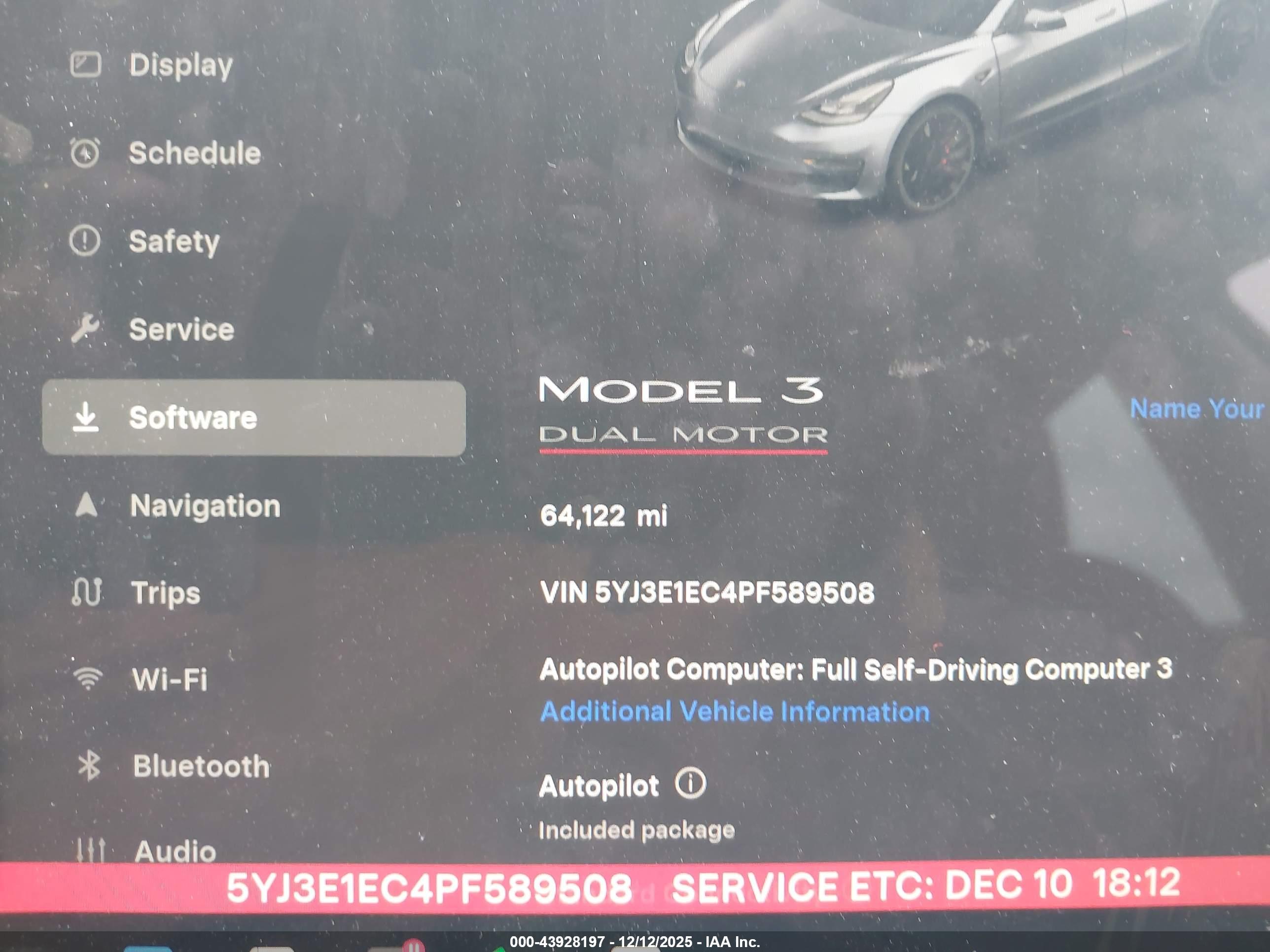 TESLA MODEL image 7