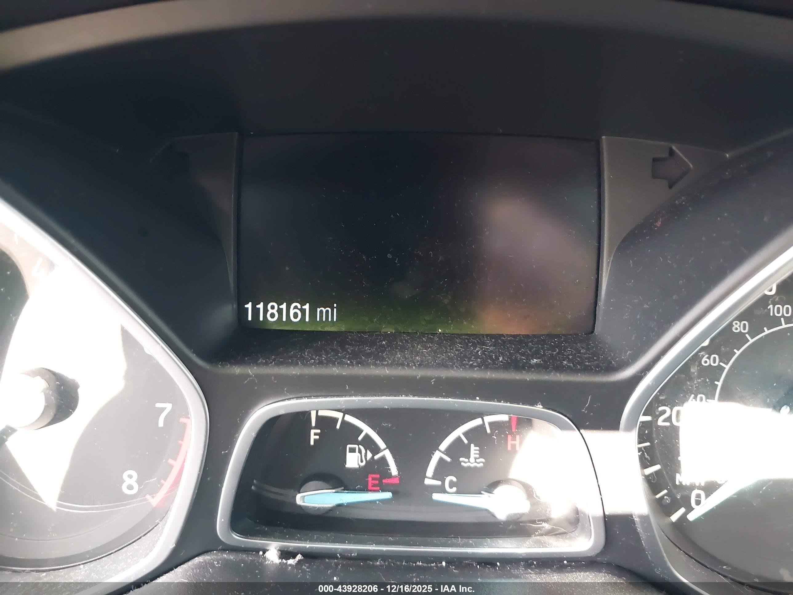 FORD ESCAPE image 7