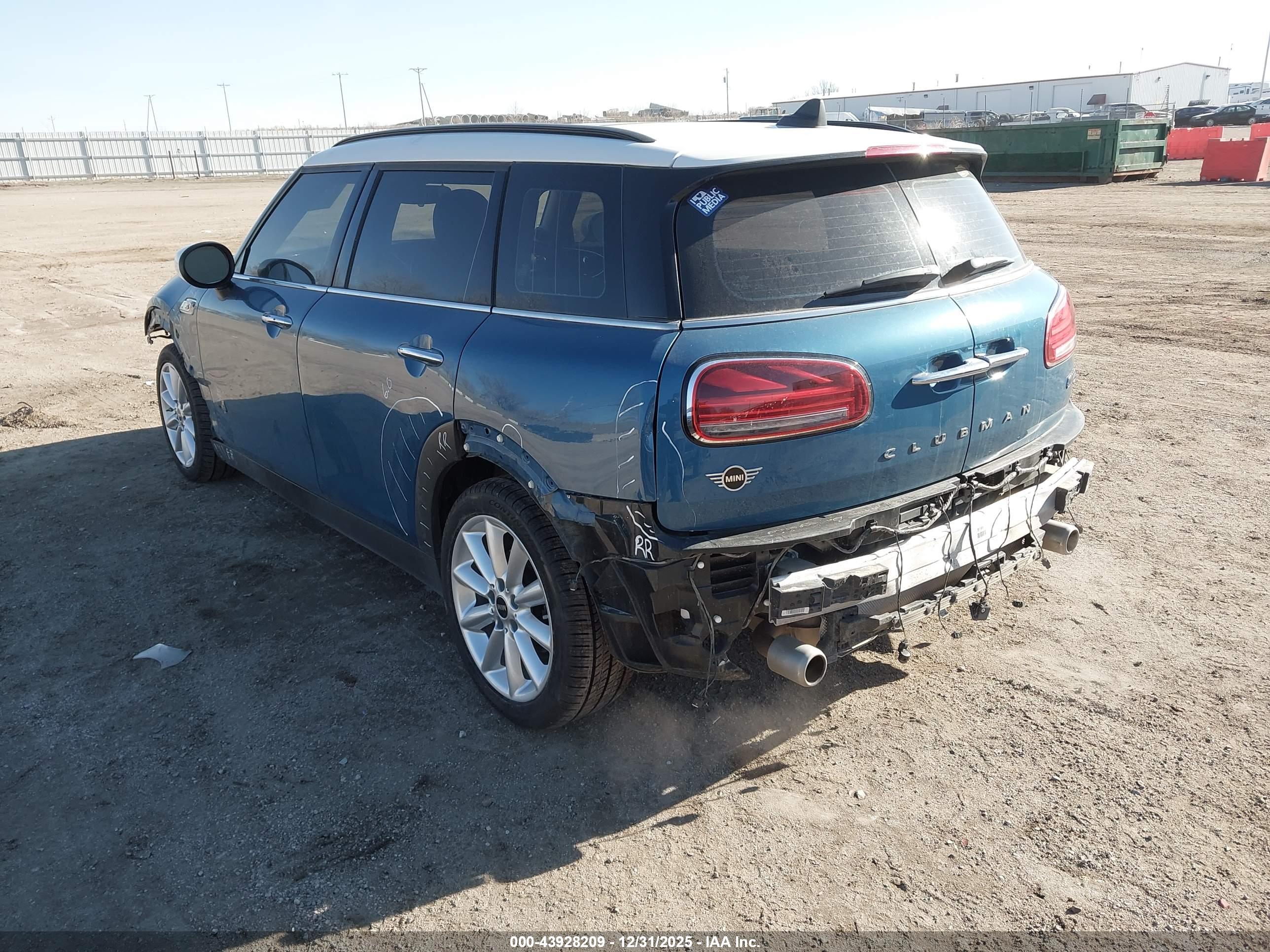 MINI CLUBMAN image 3
