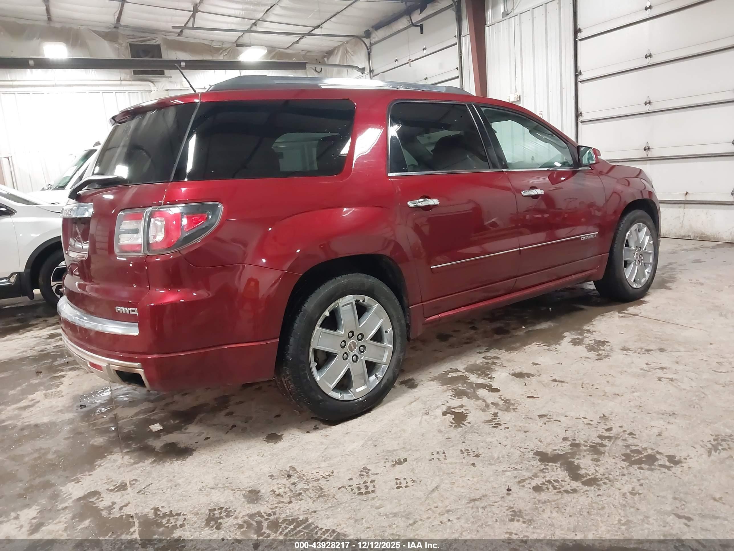 GMC ACADIA image 4