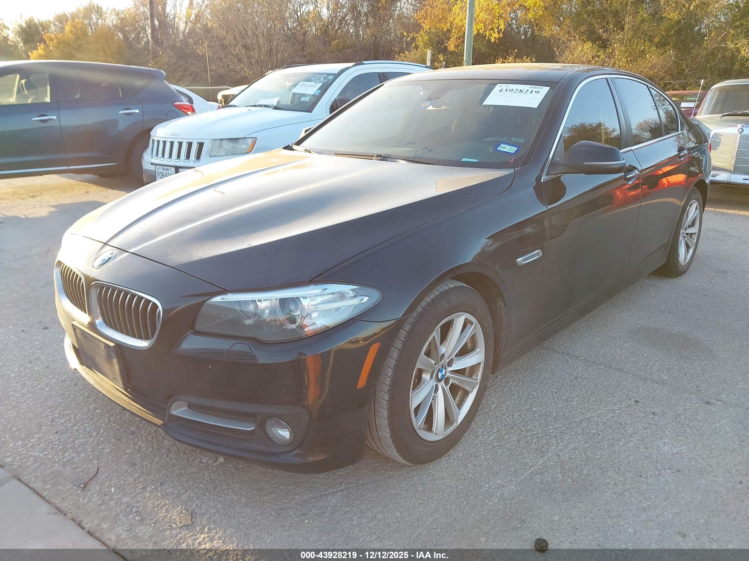 BMW 528I image 2