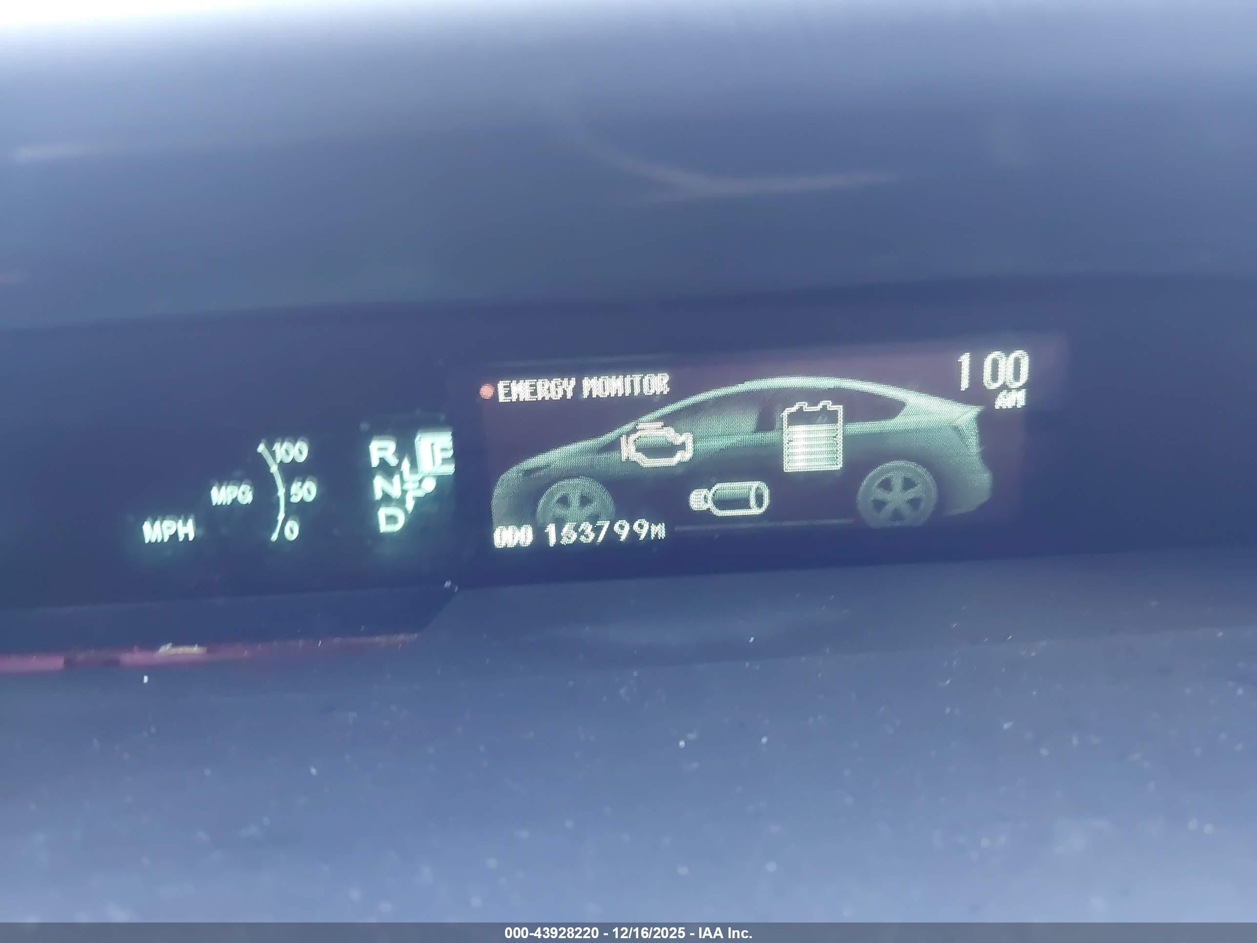 TOYOTA PRIUS image 7