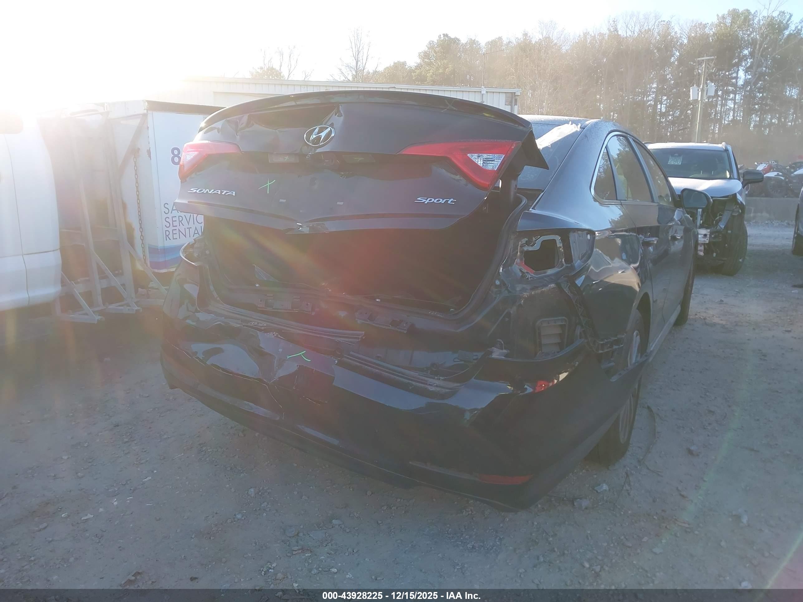 HYUNDAI SONATA image 4
