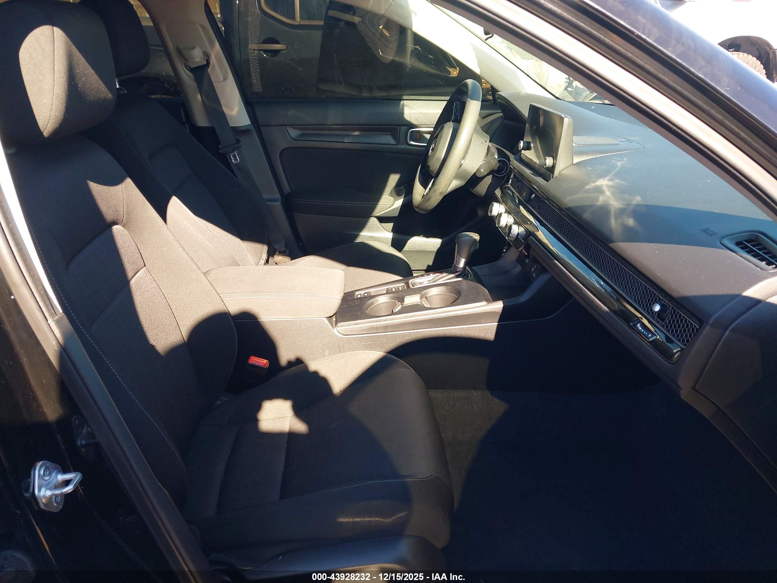 HONDA CIVIC image 5