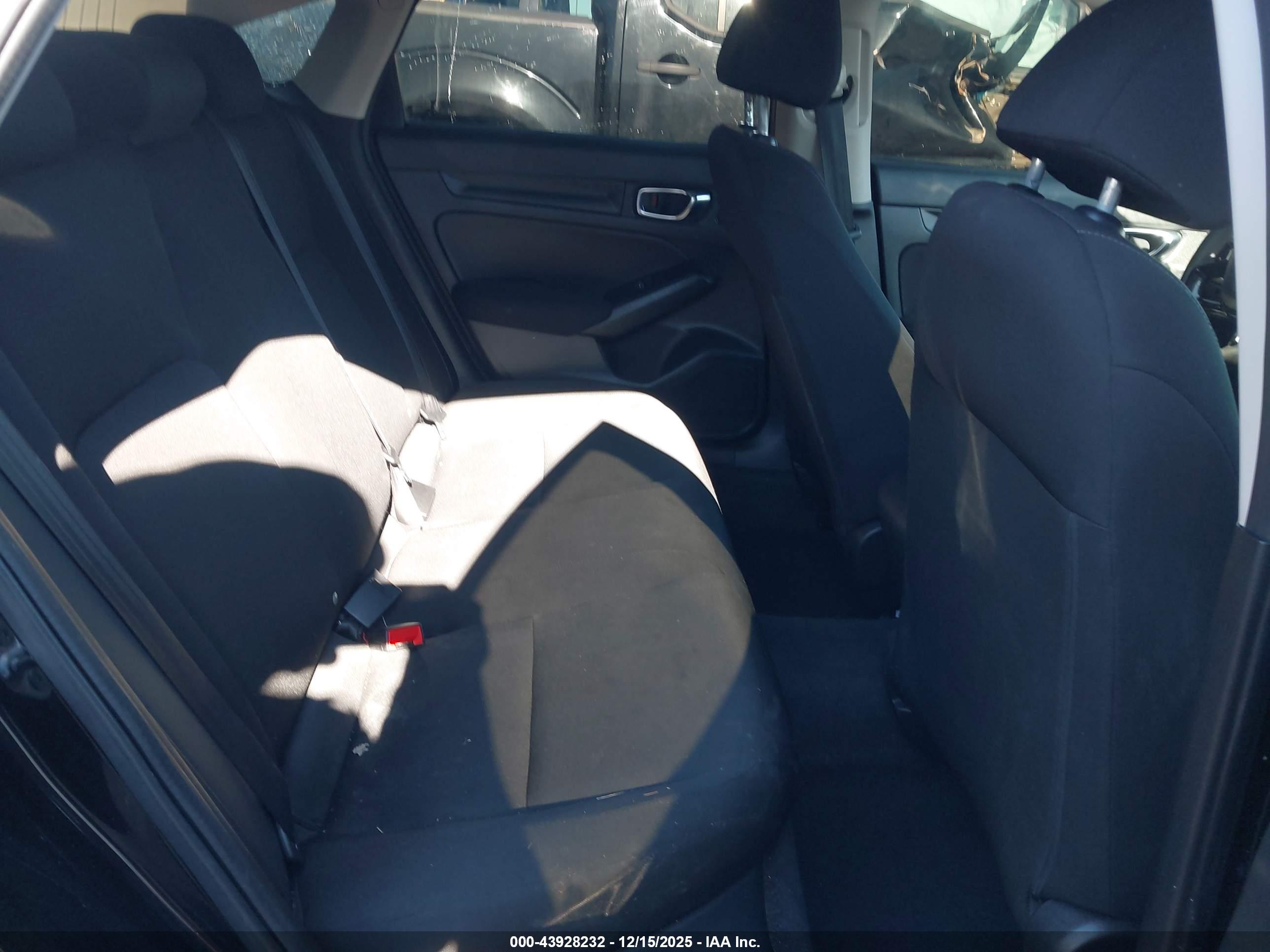 HONDA CIVIC image 8