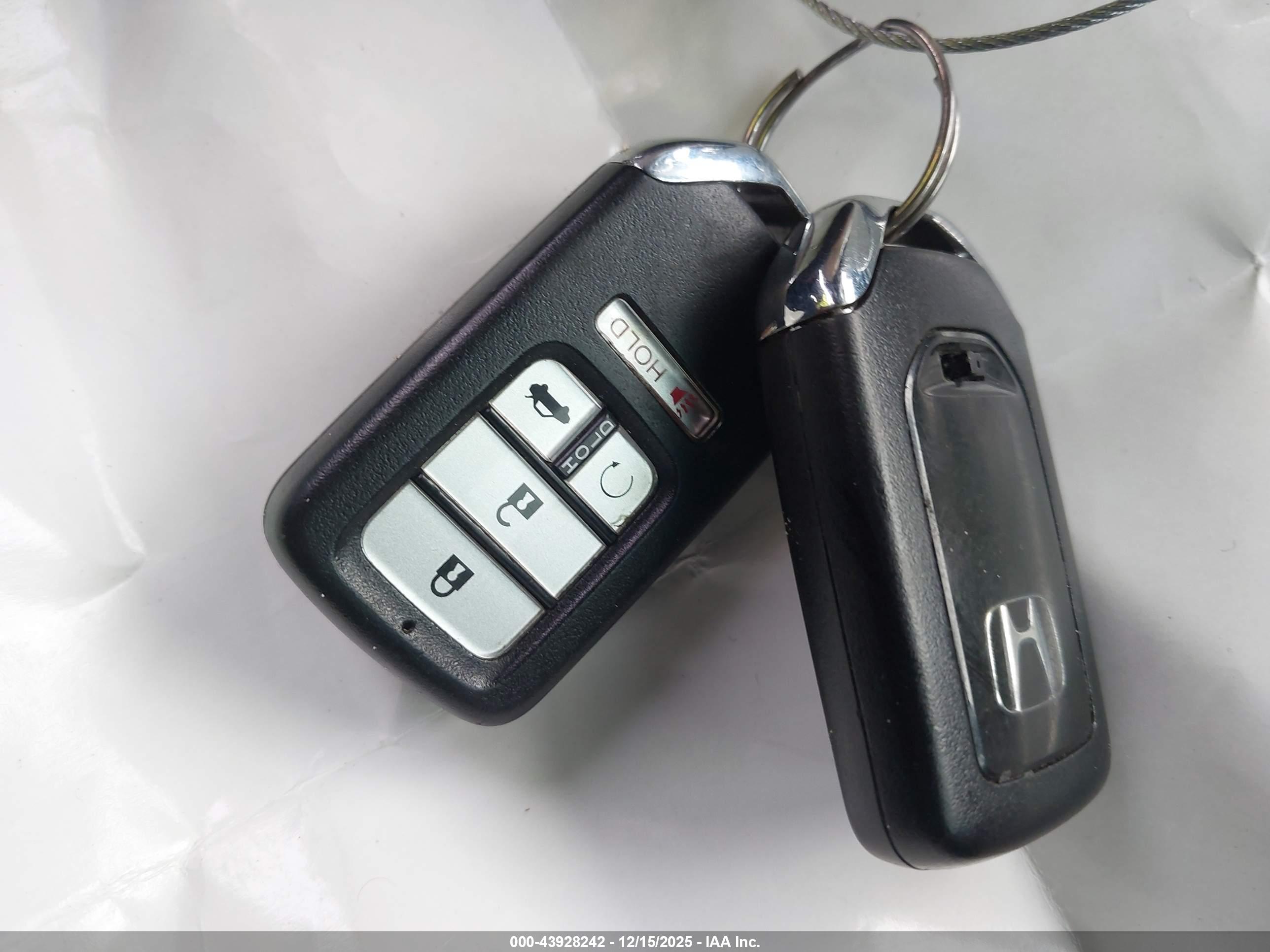 HONDA CIVIC image 11