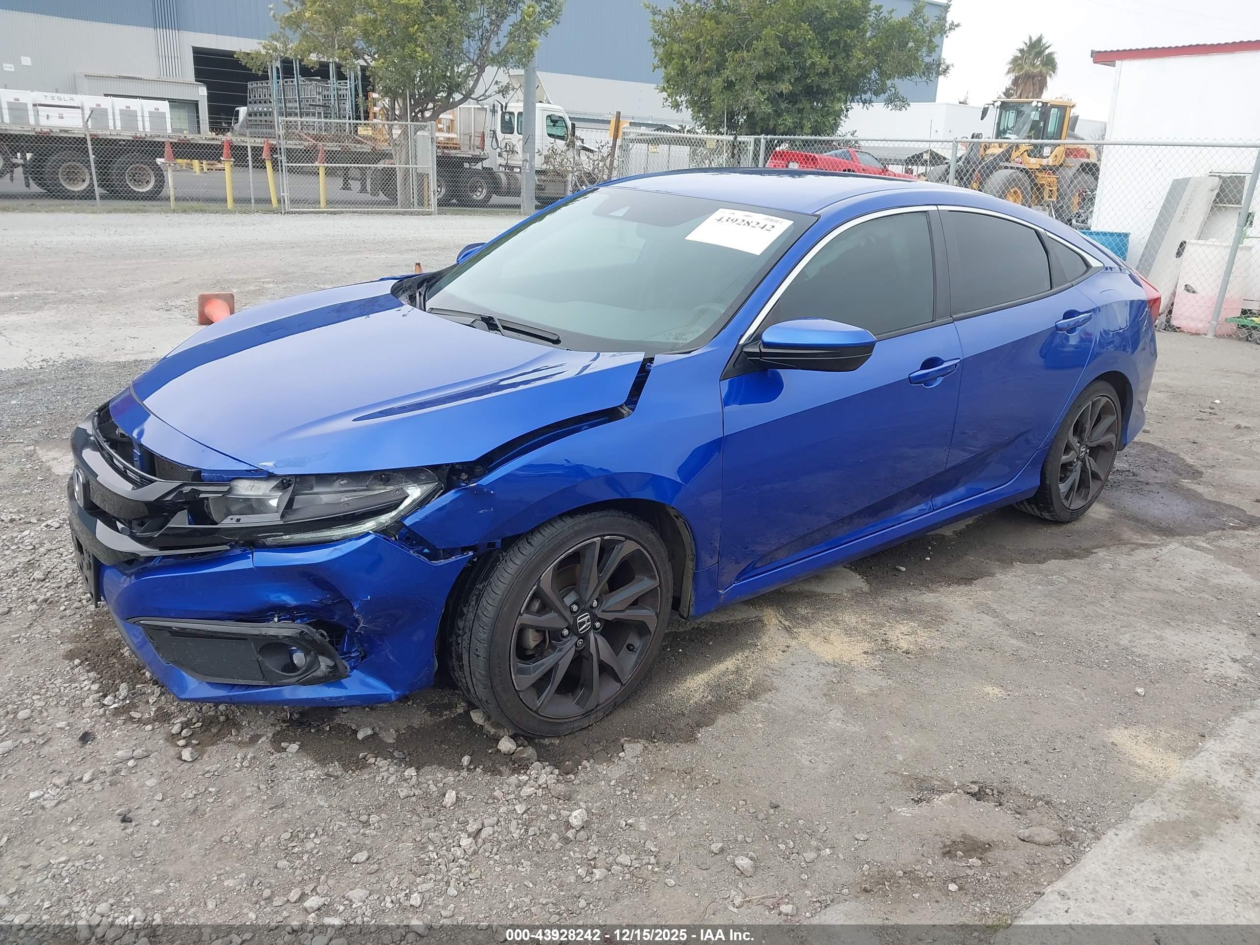 HONDA CIVIC image 2