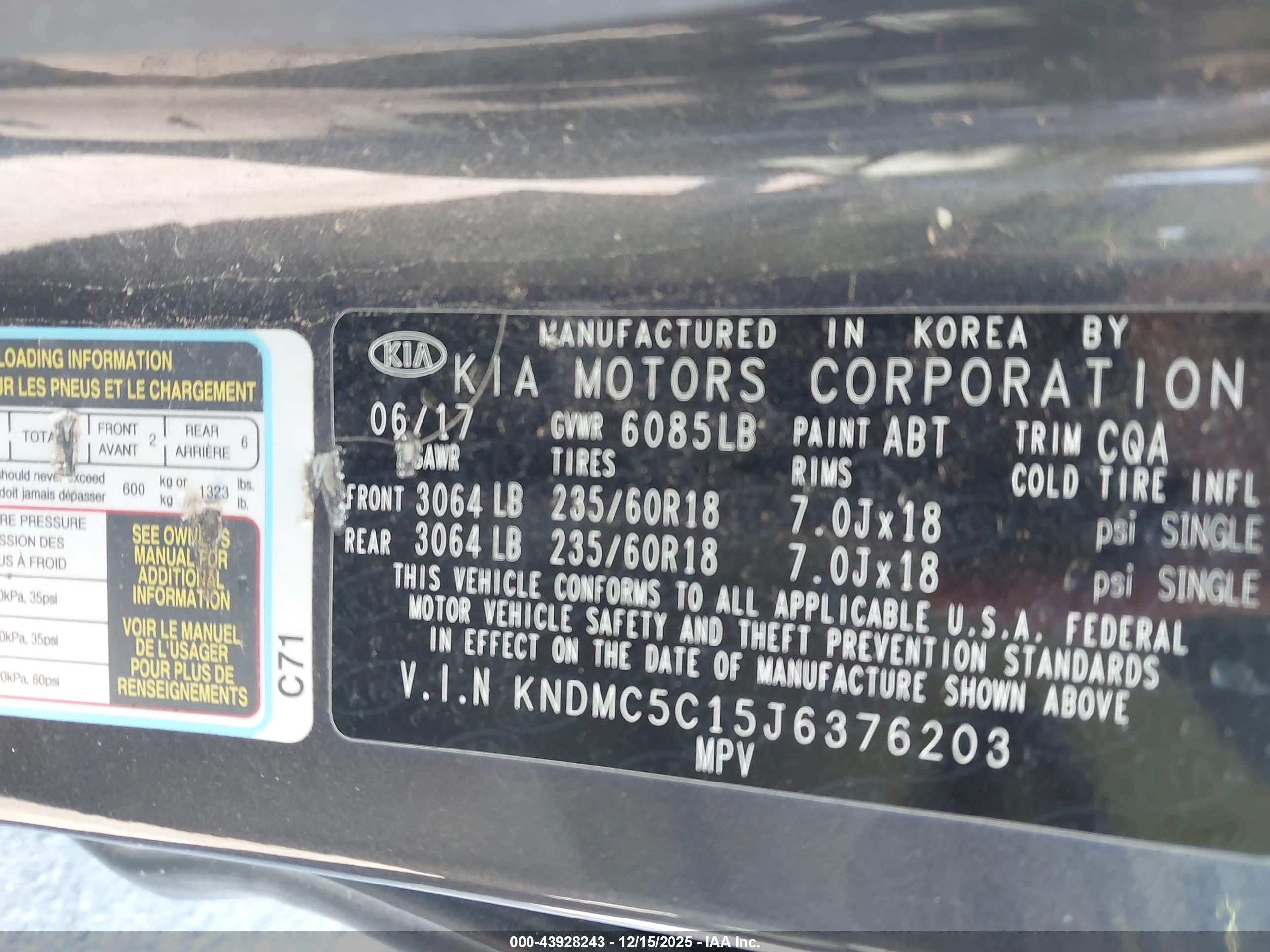 KIA SEDONA image 9