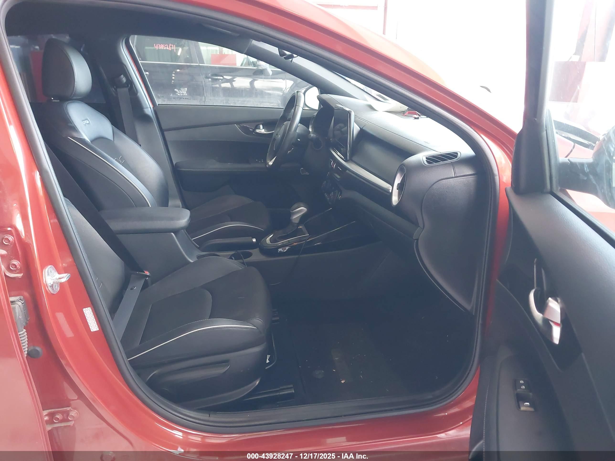 KIA FORTE image 5
