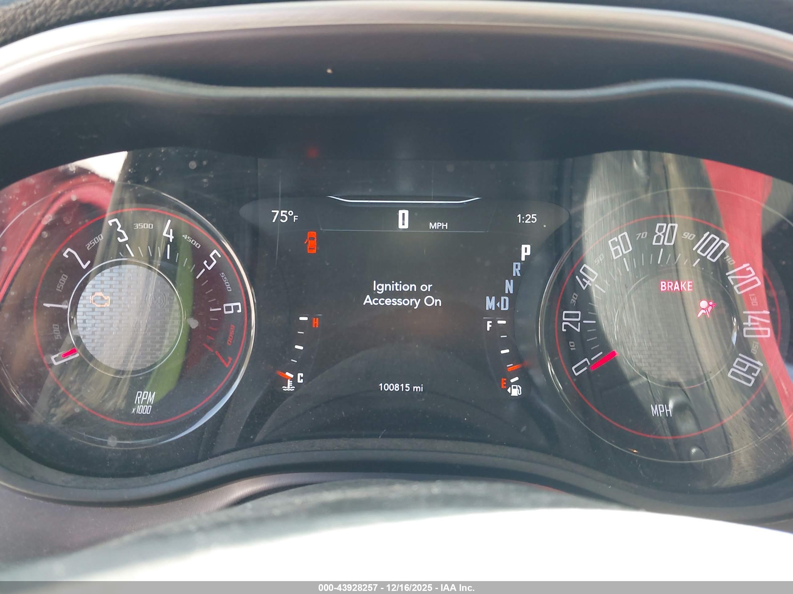 DODGE CHALLENGER image 7