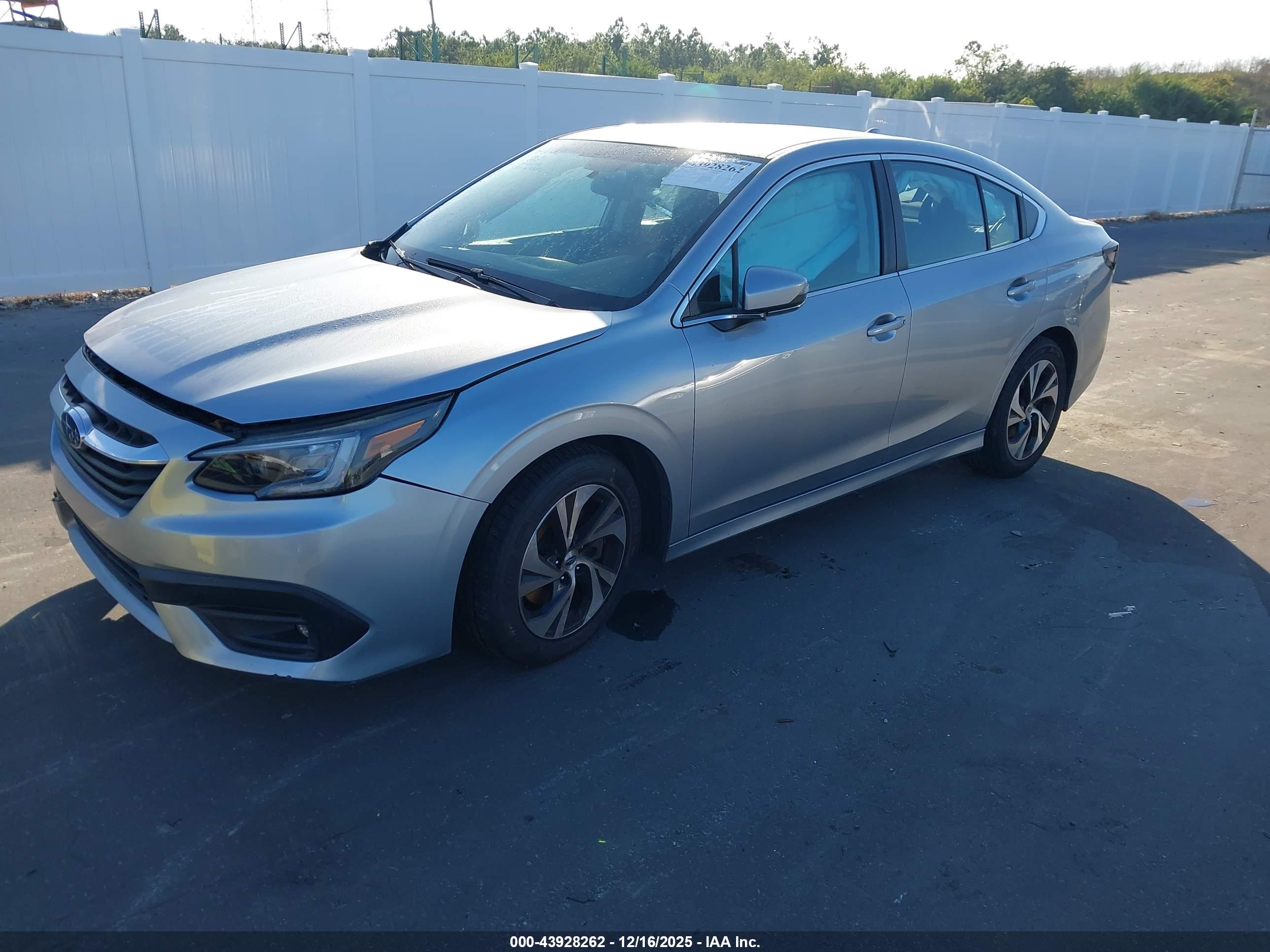 SUBARU LEGACY image 2